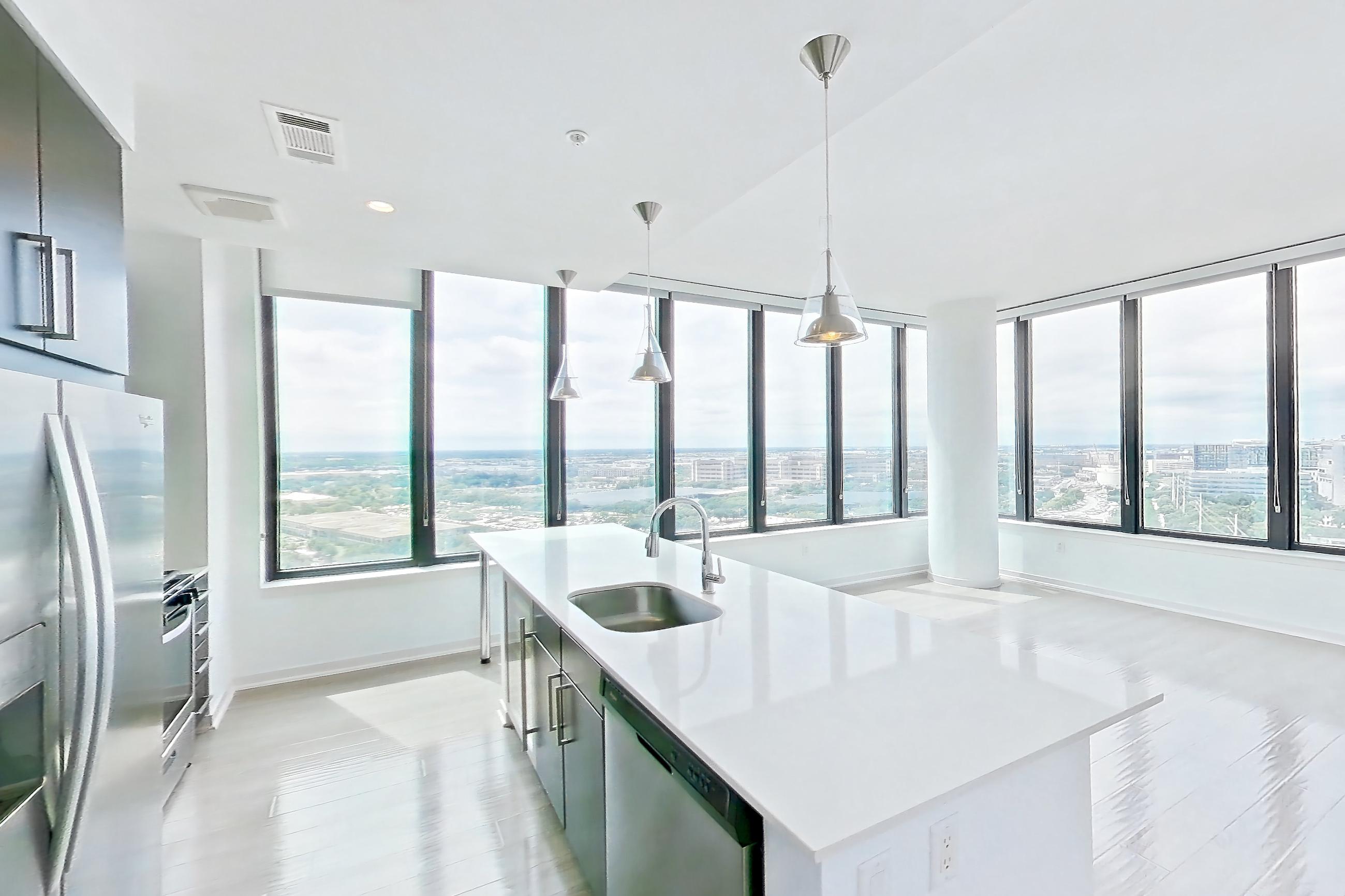 KITCHEN SPACE