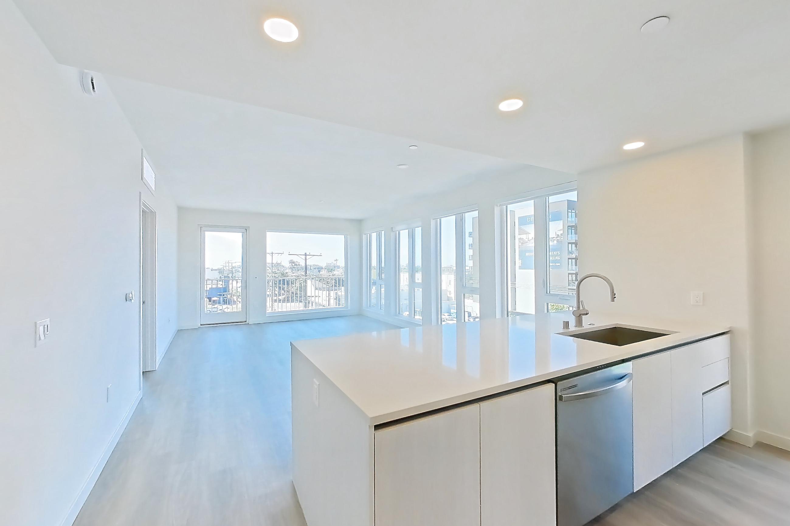 KITCHEN ENTRY