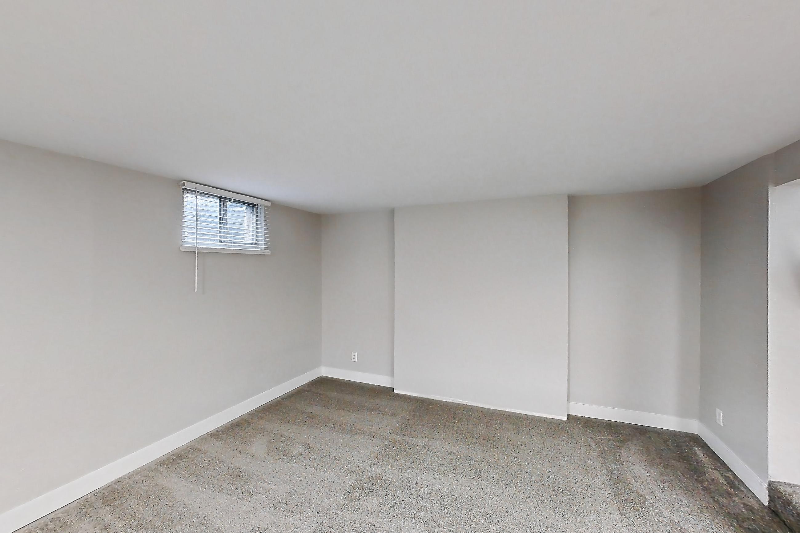 LOWER LIVING SPACE