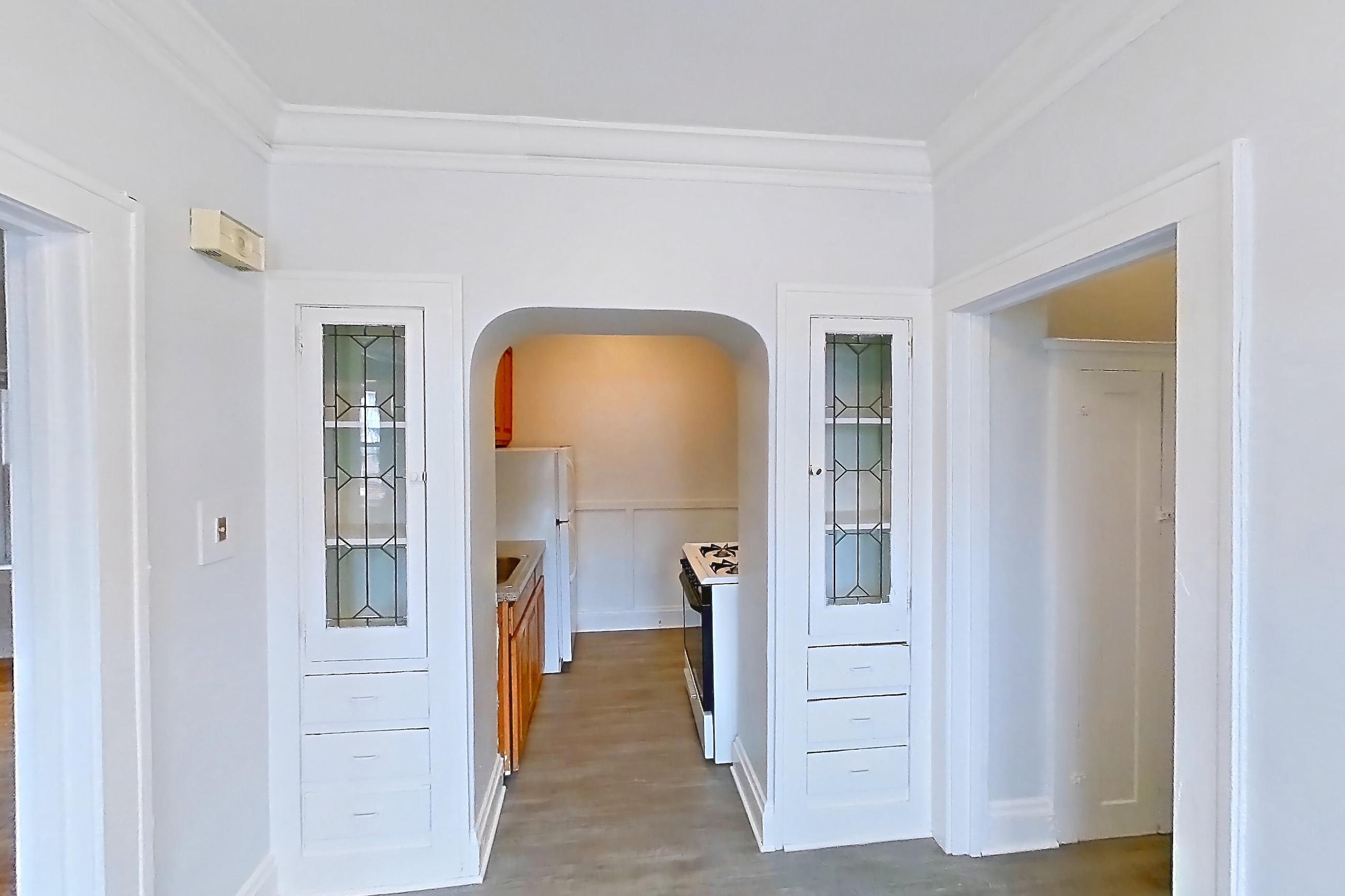 DINING ROOM (representative of this floor plan)