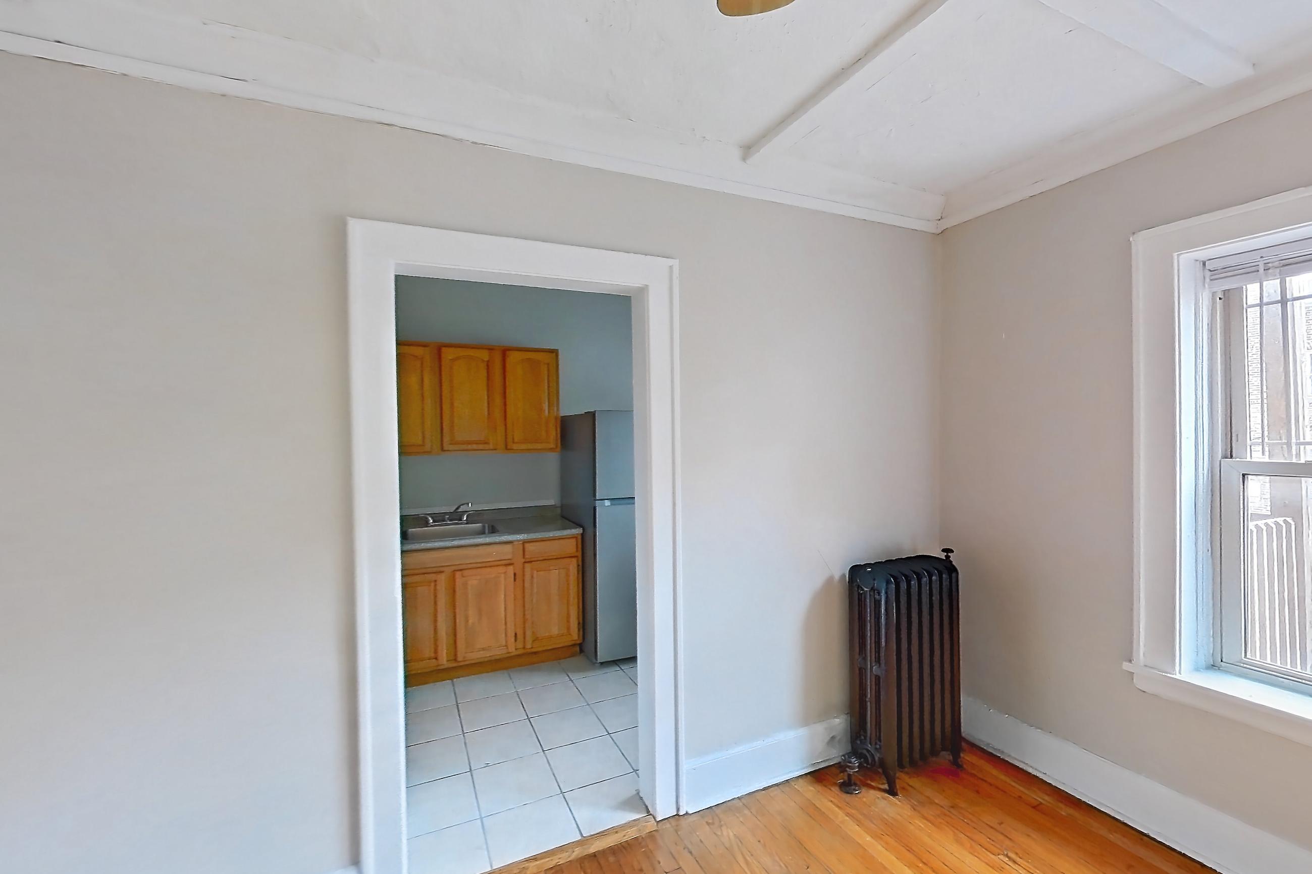 DINING ROOM (representative of this floor plan)