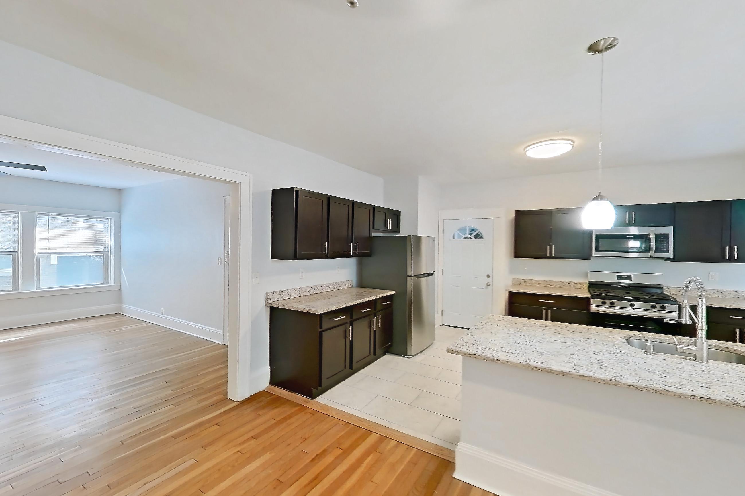 DINING ROOM (representative of this floor plan)