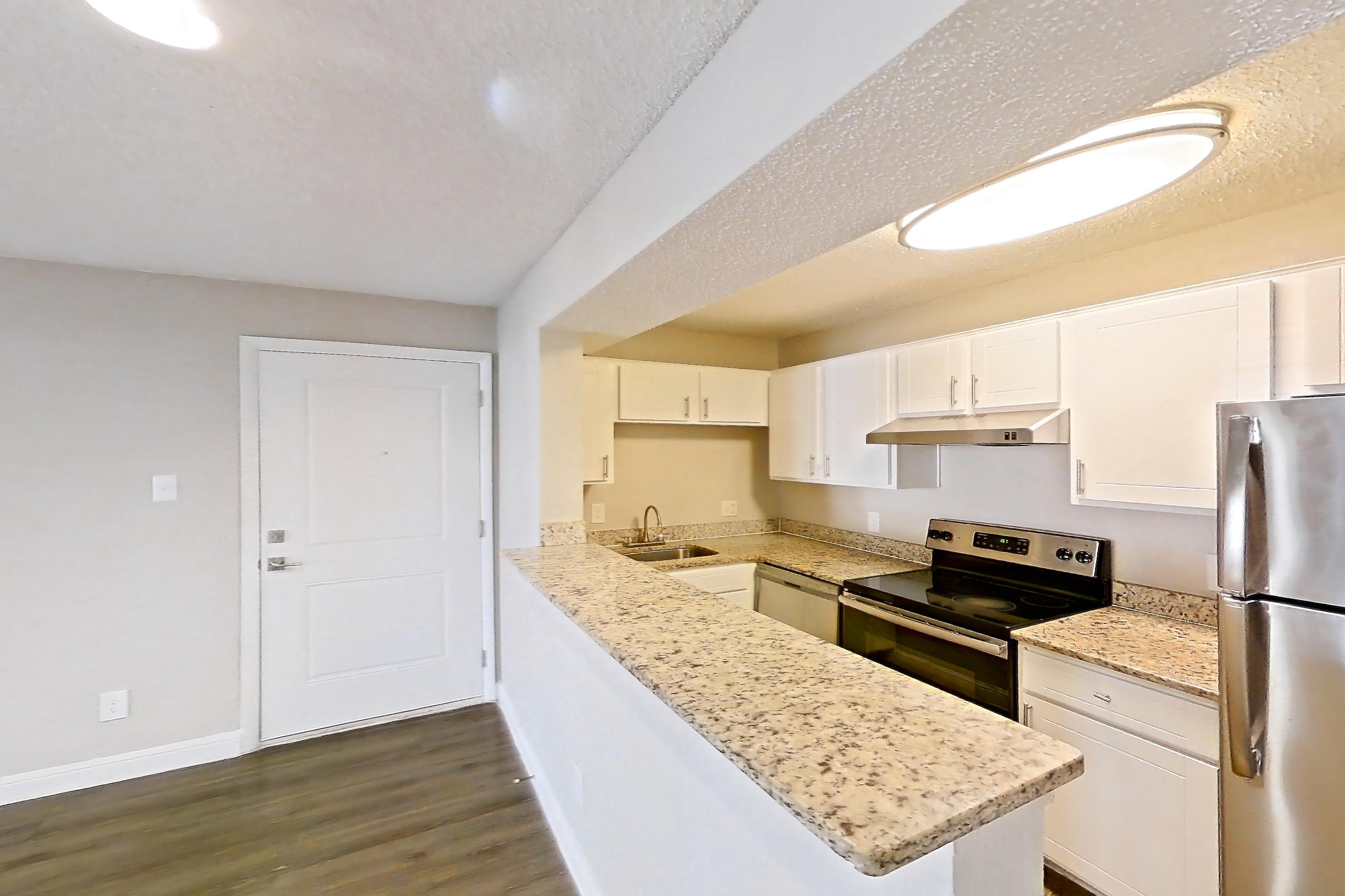 KITCHEN ENTRYWAY