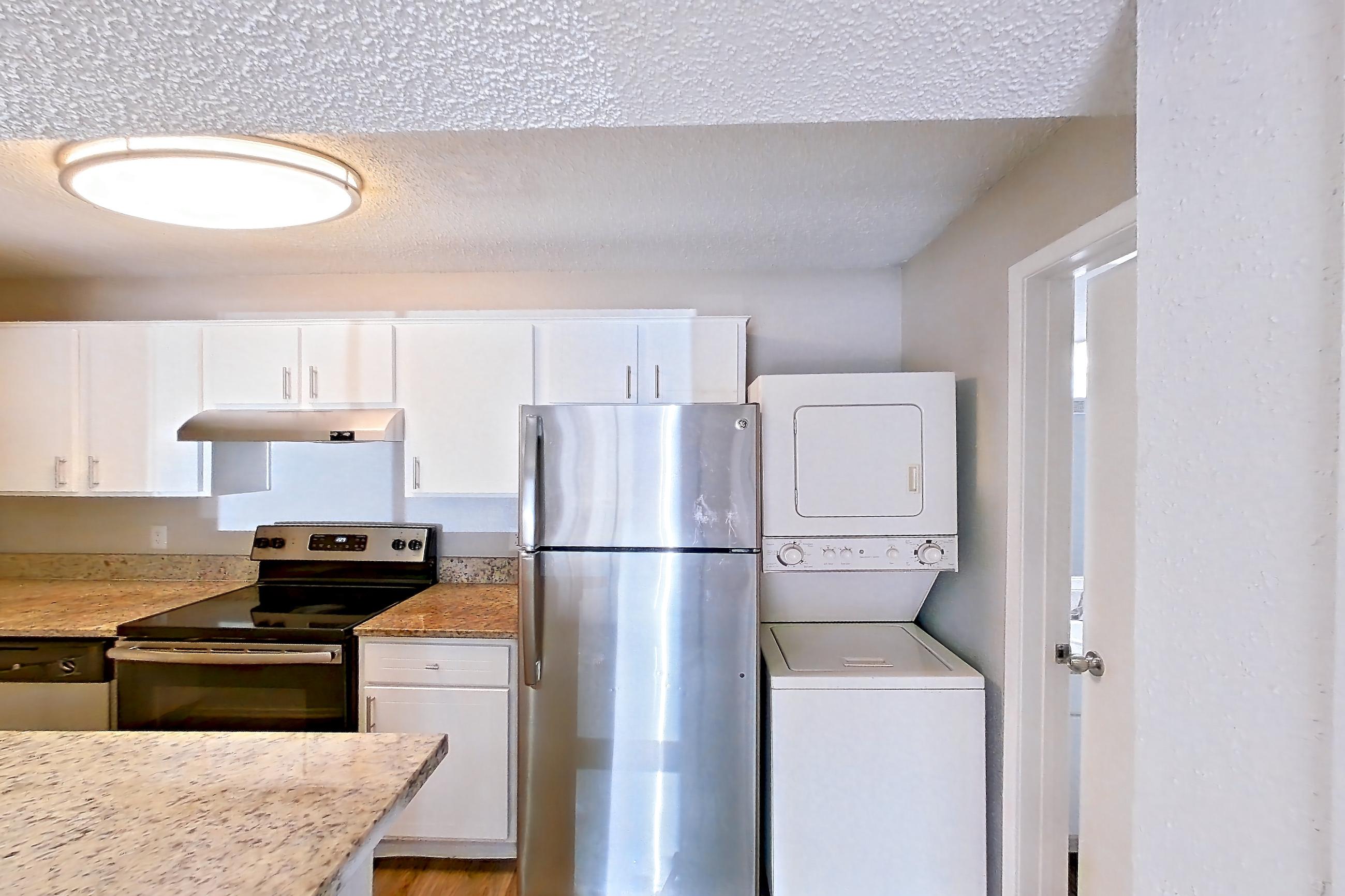 KITCHEN ENTRYWAY
