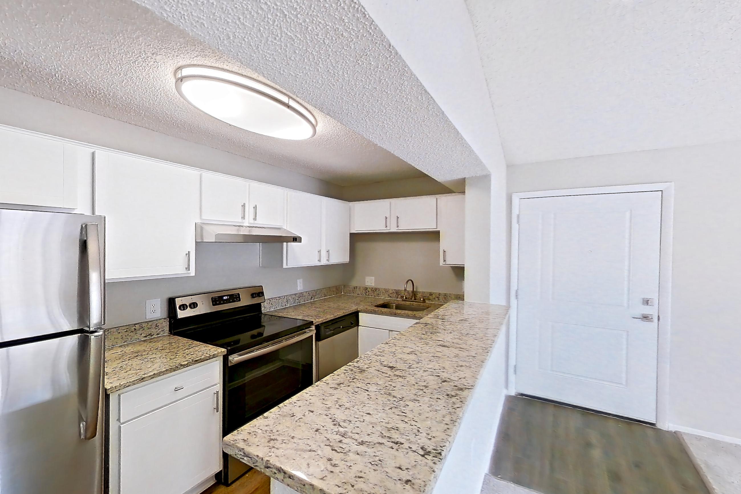 KITCHEN ENTRYWAY