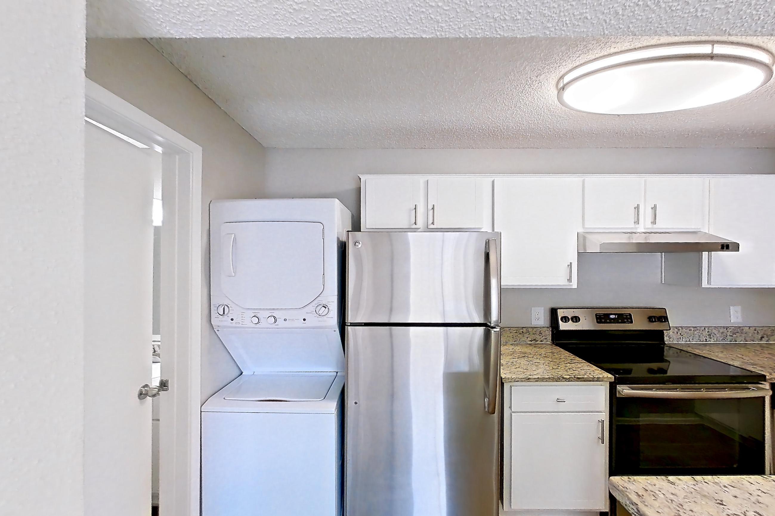 KITCHEN ENTRYWAY