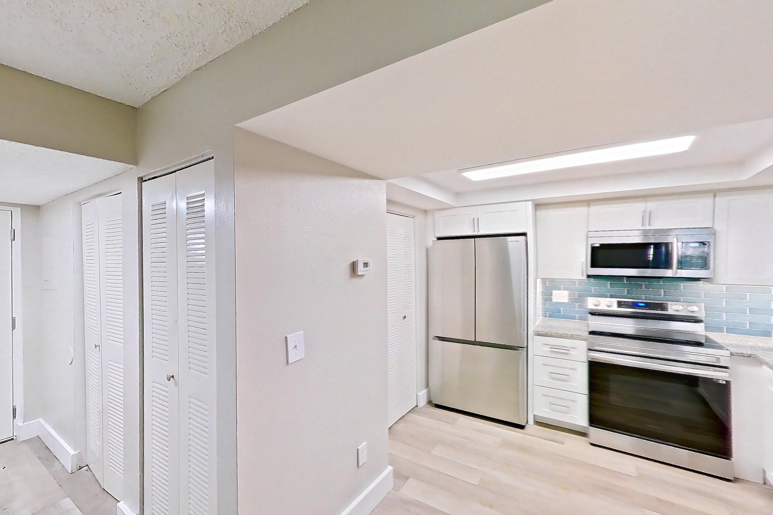 KITCHEN ENTRYWAY (representative of this floor plan)