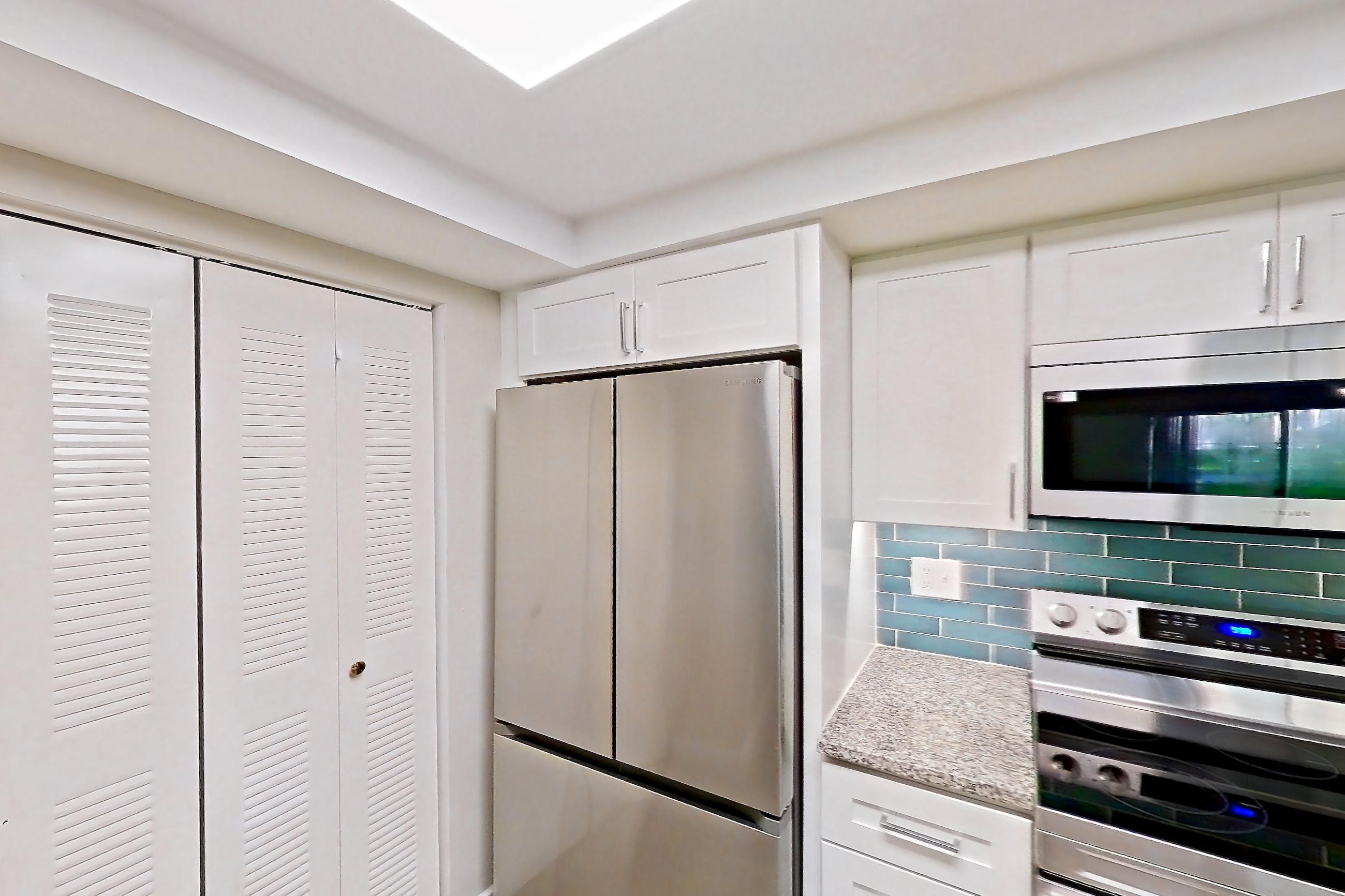 KITCHEN (representative of this floor plan)