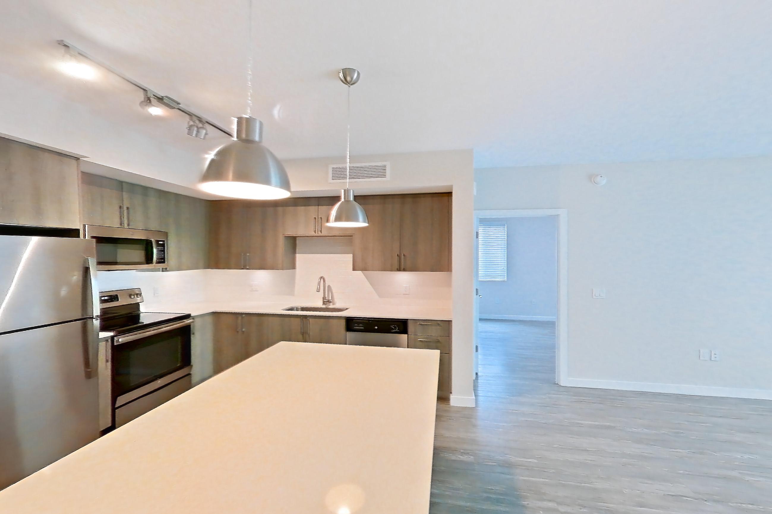 KITCHEN ISLAND CORNER 1