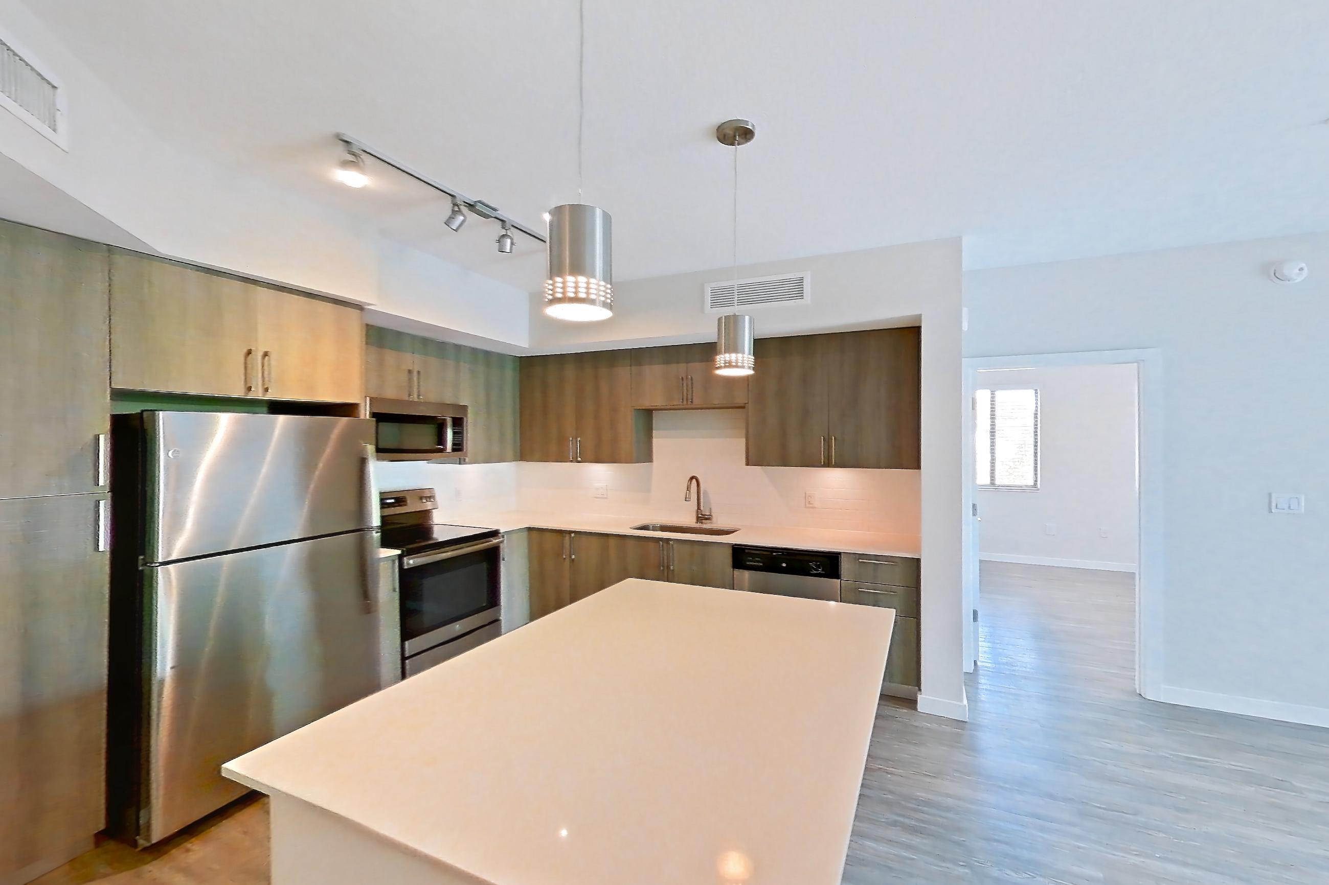KITCHEN ISLAND CORNER 1