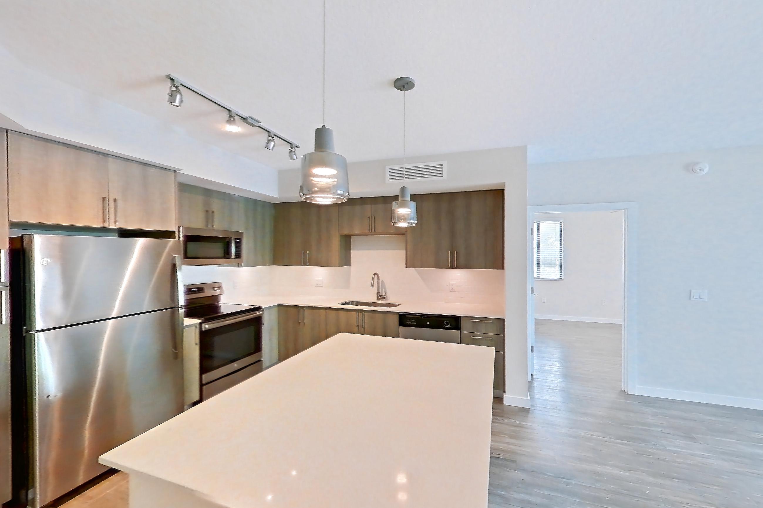 KITCHEN ISLAND CORNER 1