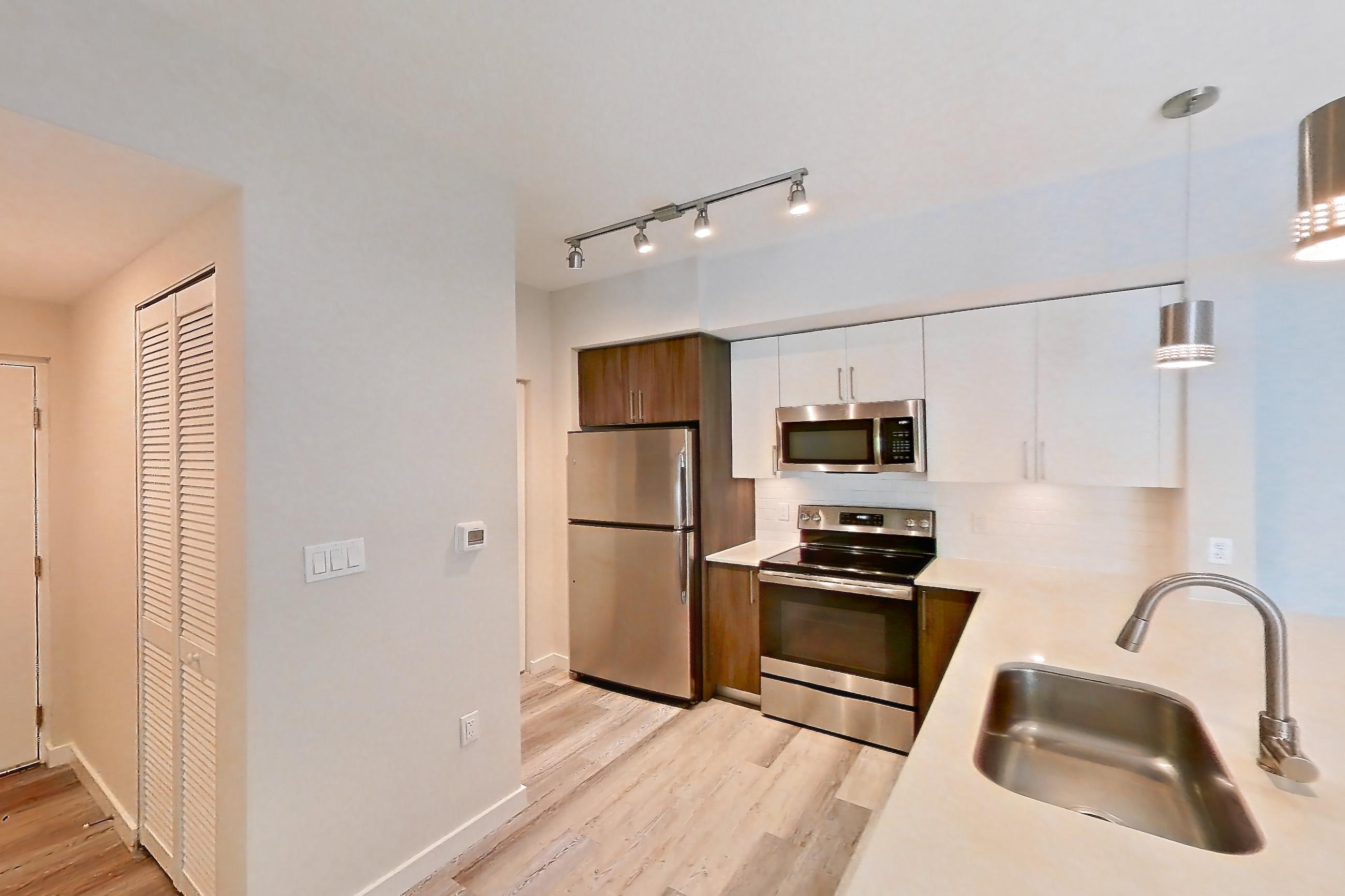 KITCHEN ENTRYWAY (representative of this floor plan)