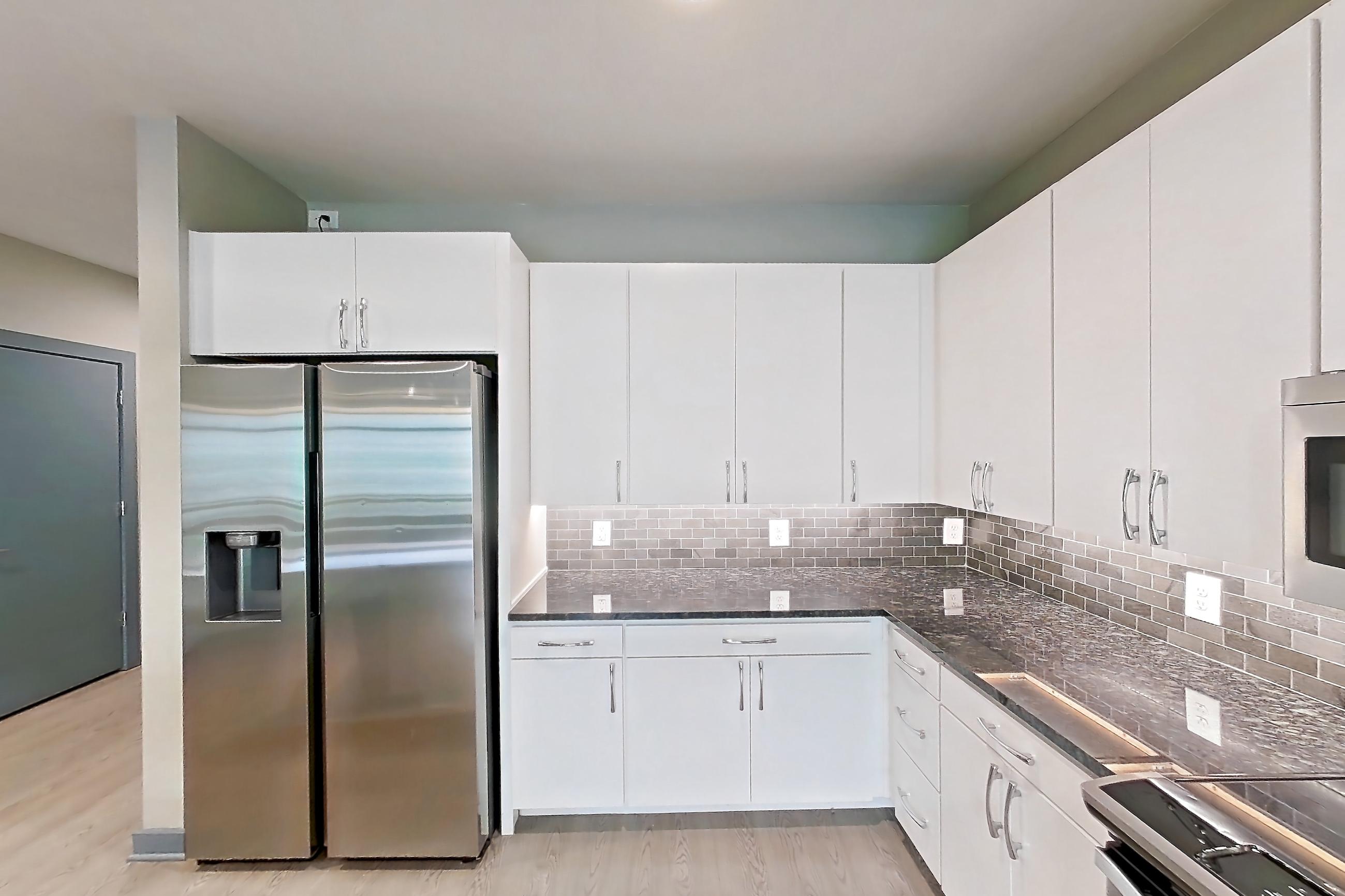 Kitchen in a C3 - Topside floor plan apartment, representative of Apartment 4007 at Cortland Westshore
