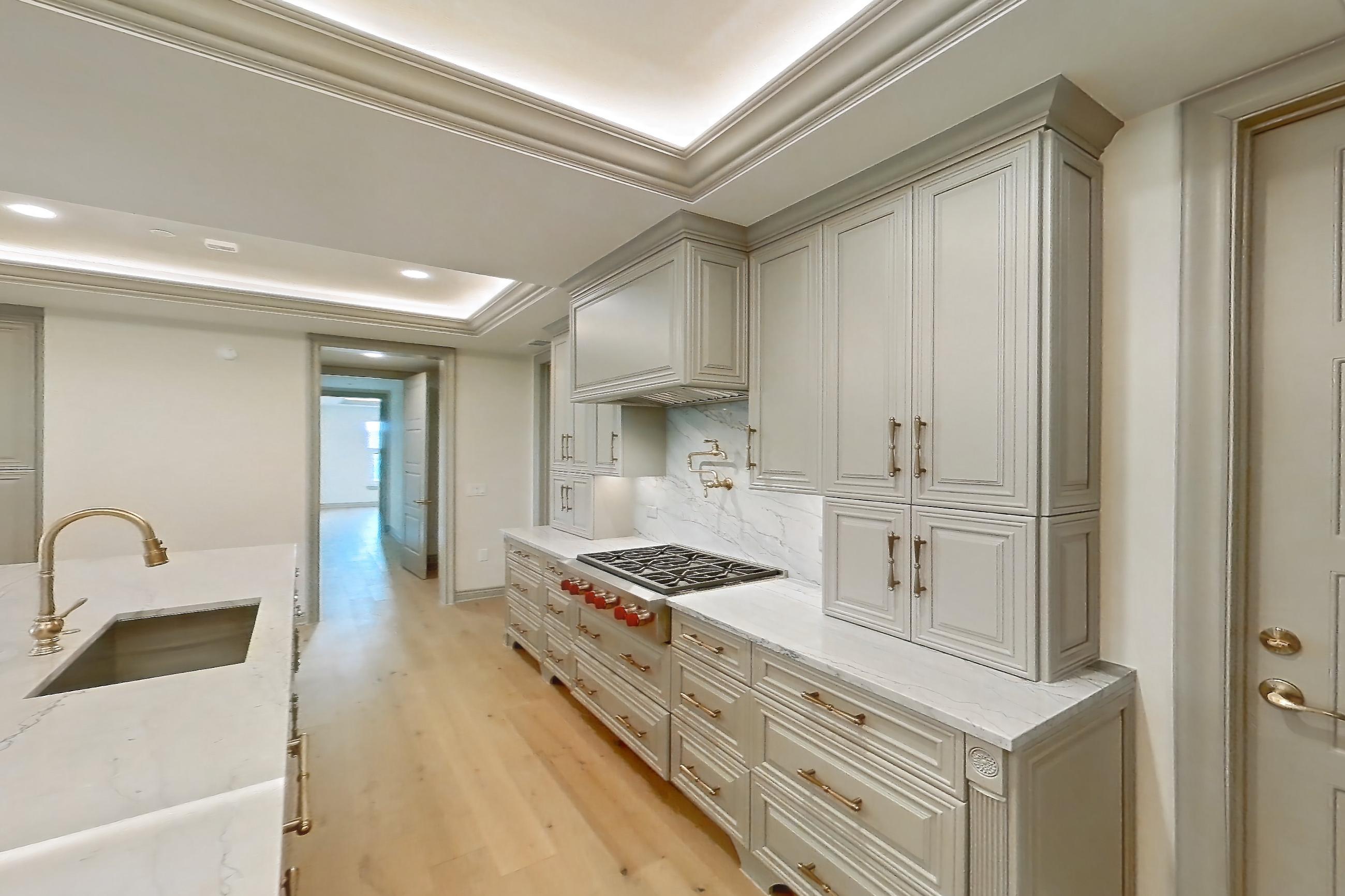 KITCHEN SPACE 2
