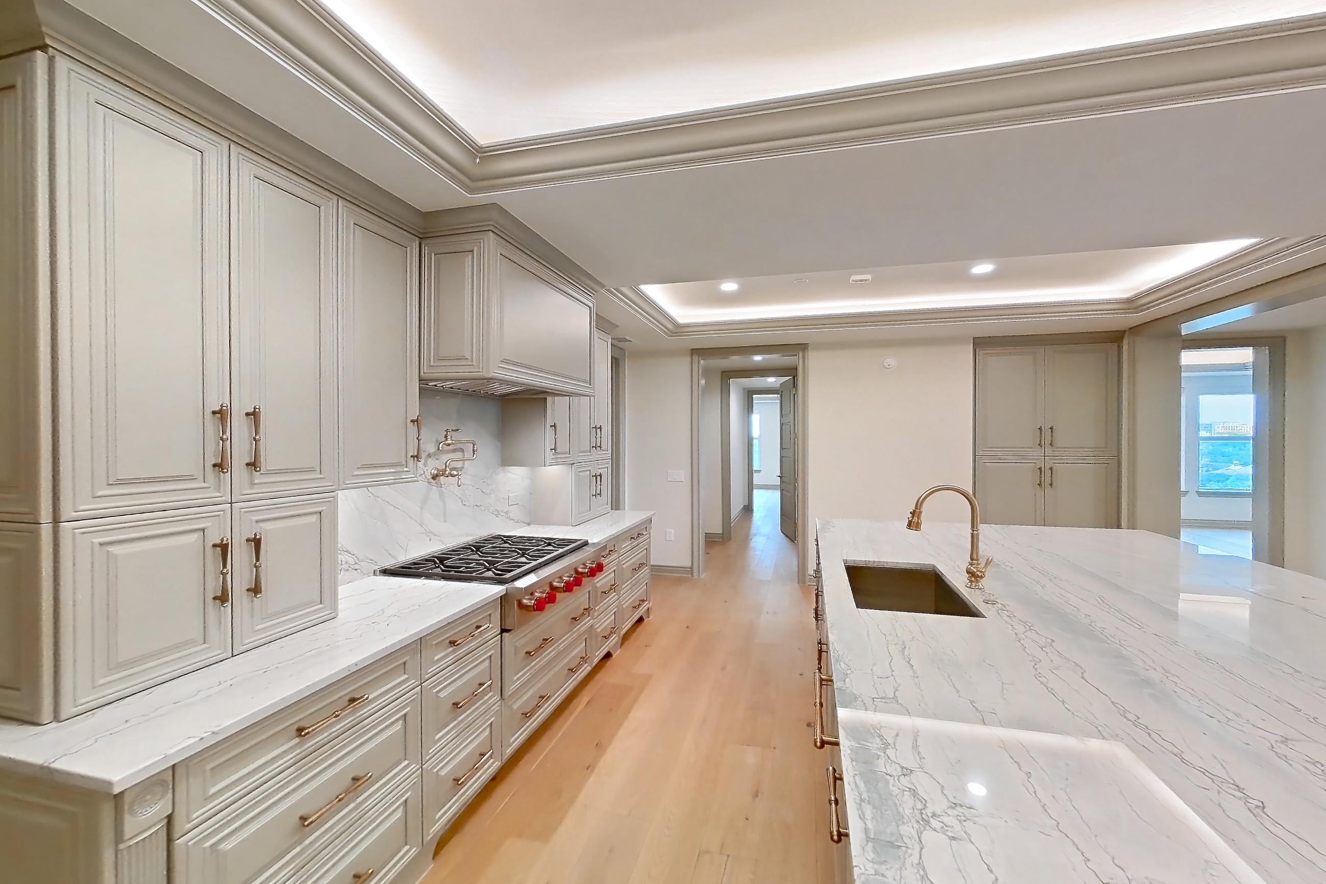 KITCHEN SPACE 2