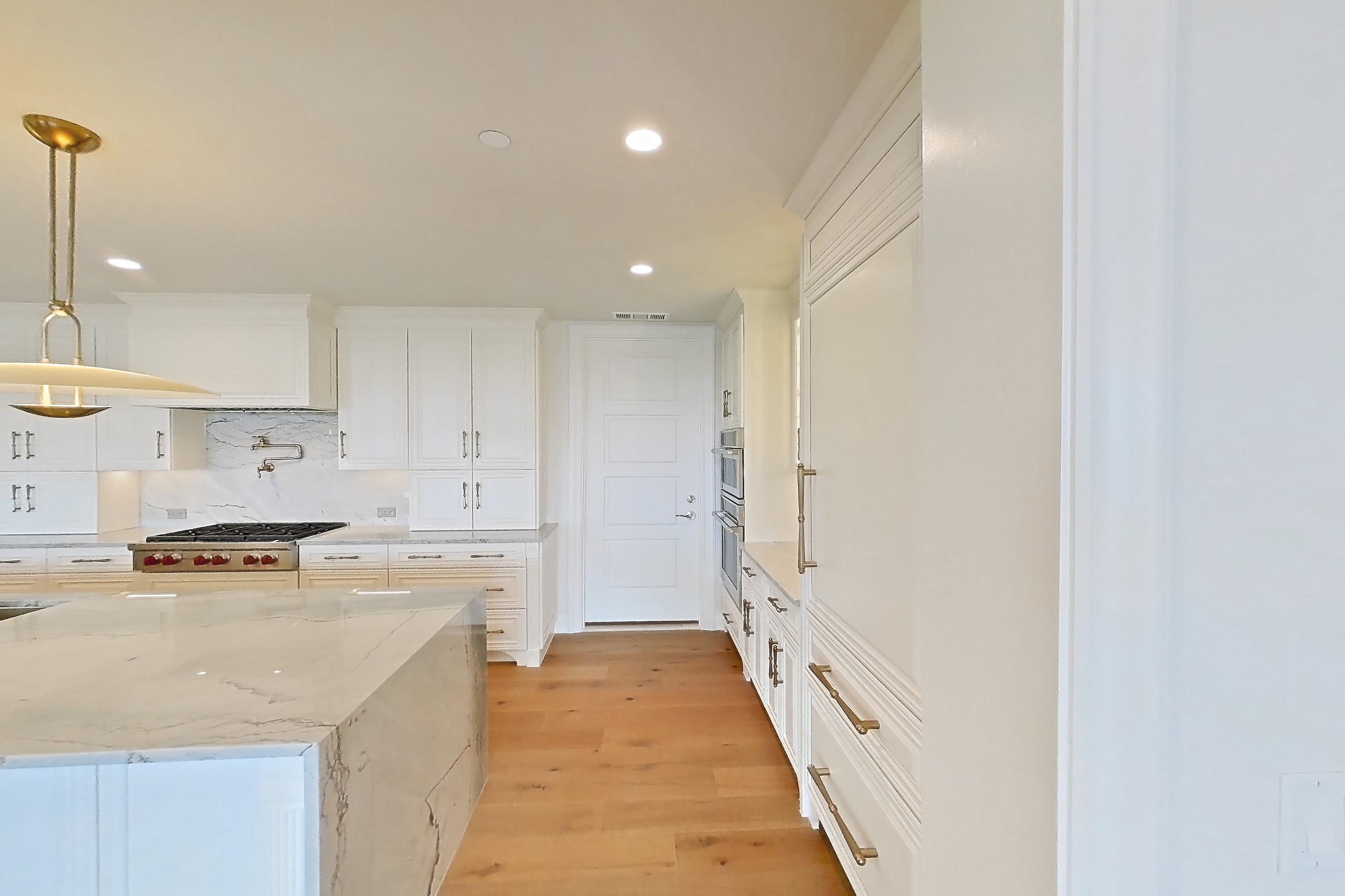 LIVING SPACE 2