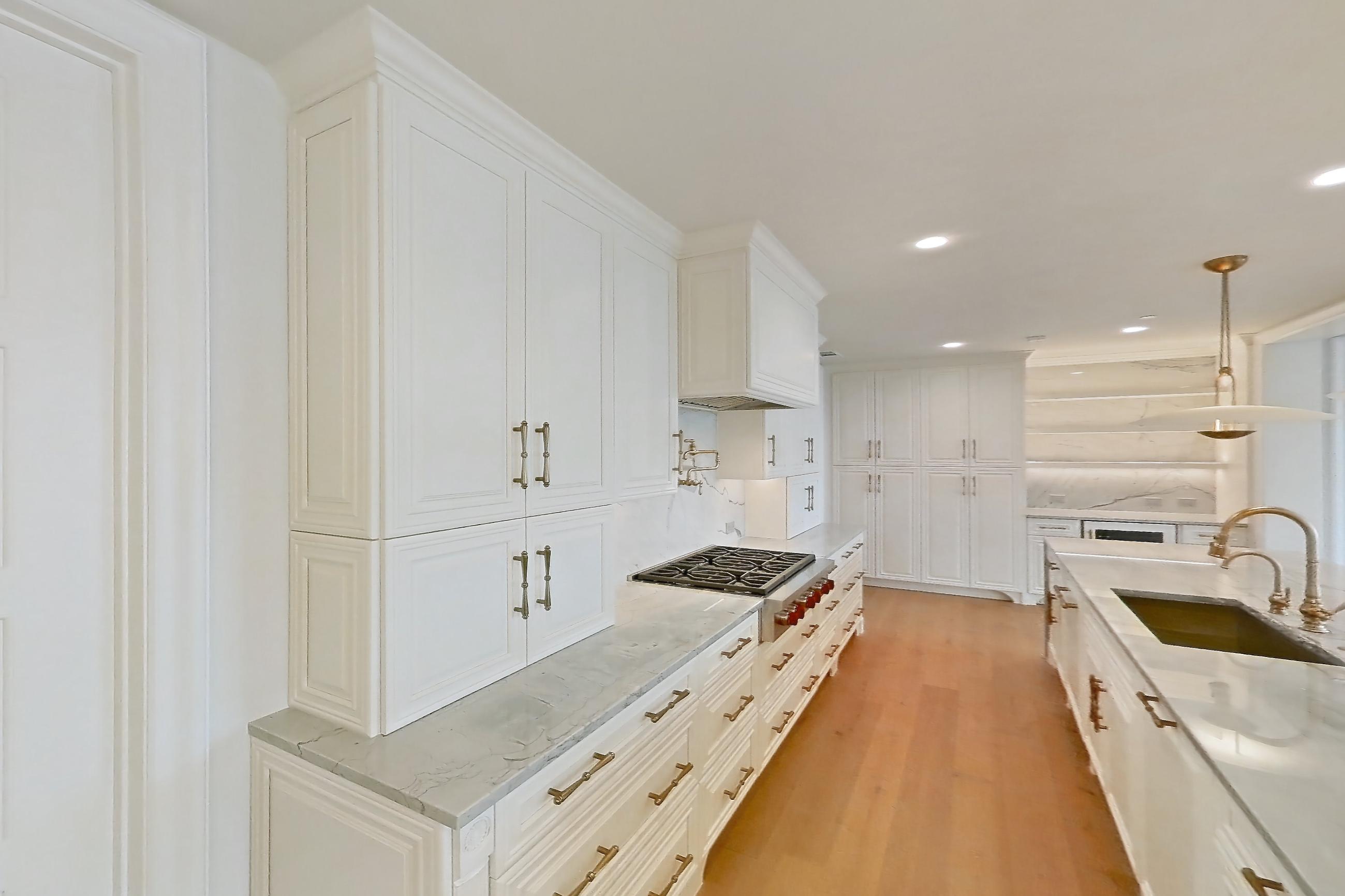 KITCHEN SPACE 2