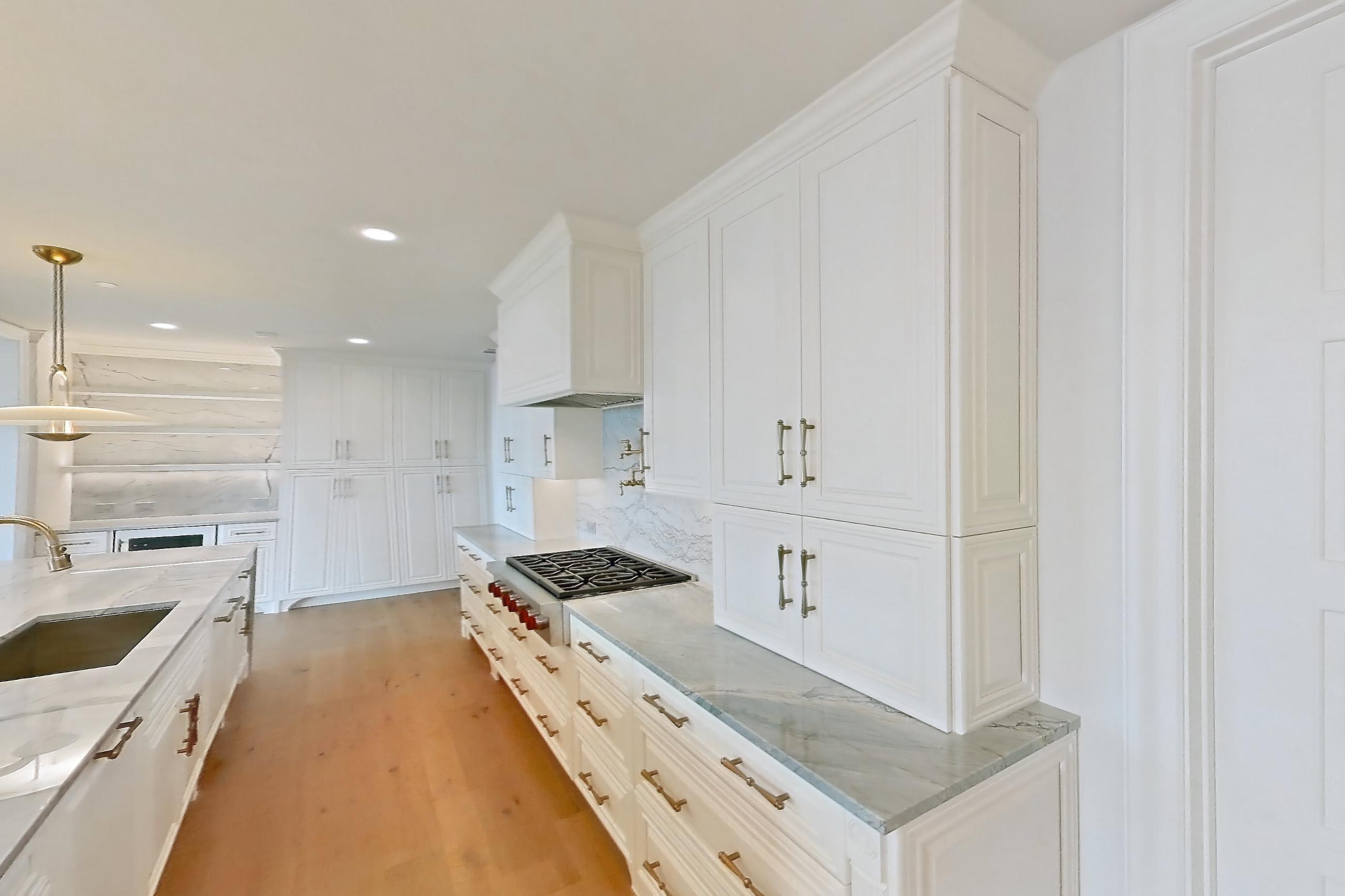 KITCHEN SPACE 2