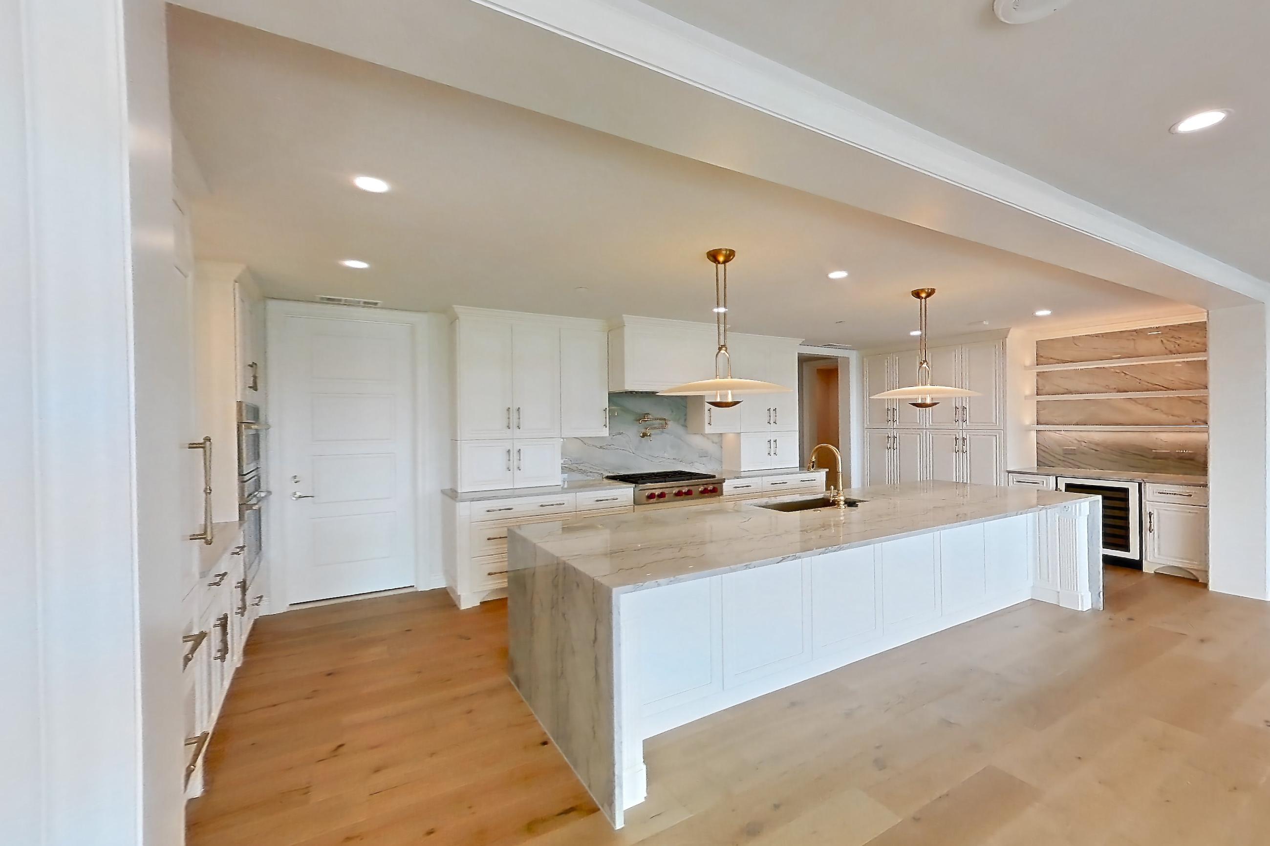 LIVING SPACE 2