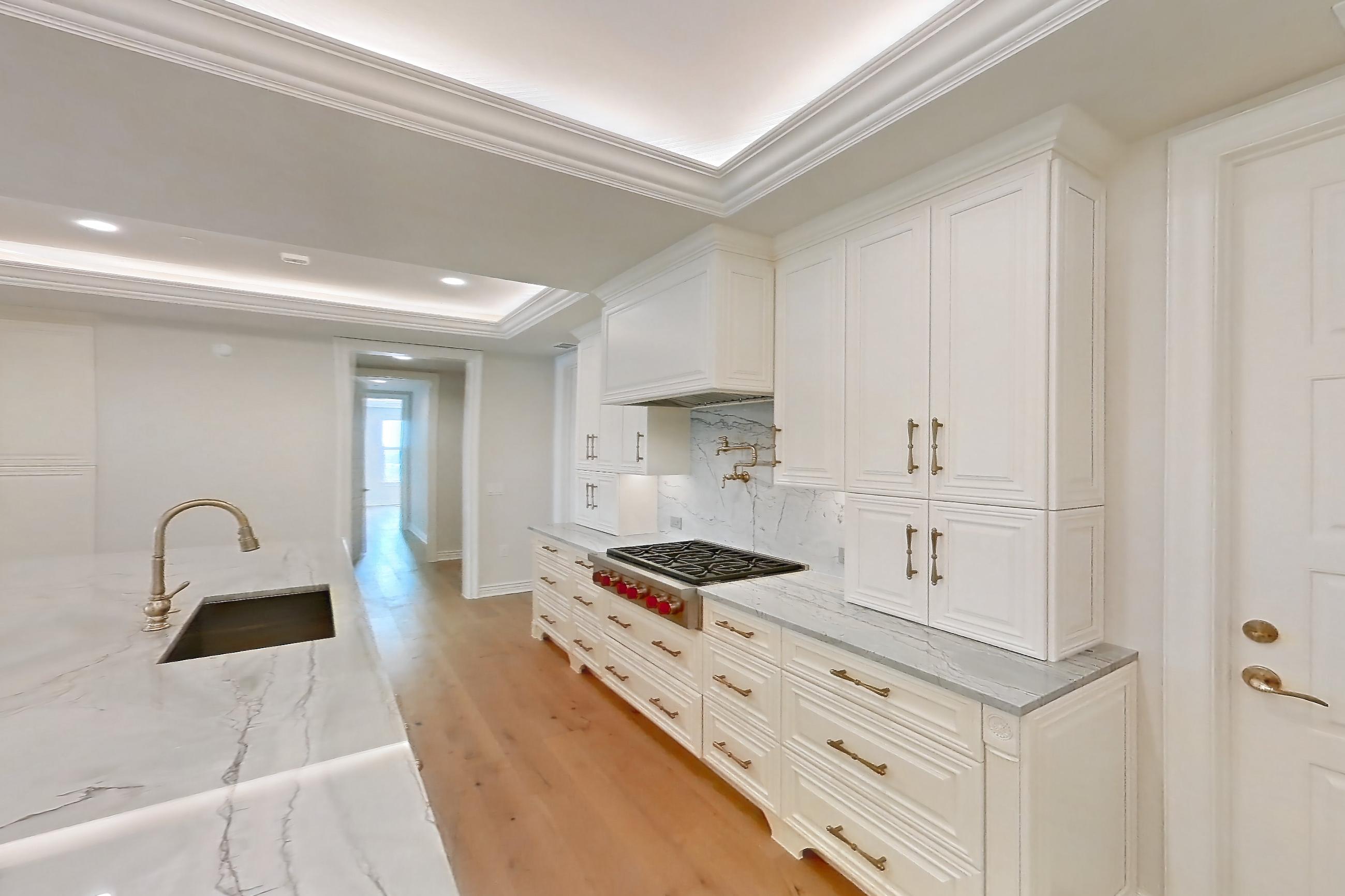KITCHEN SPACE