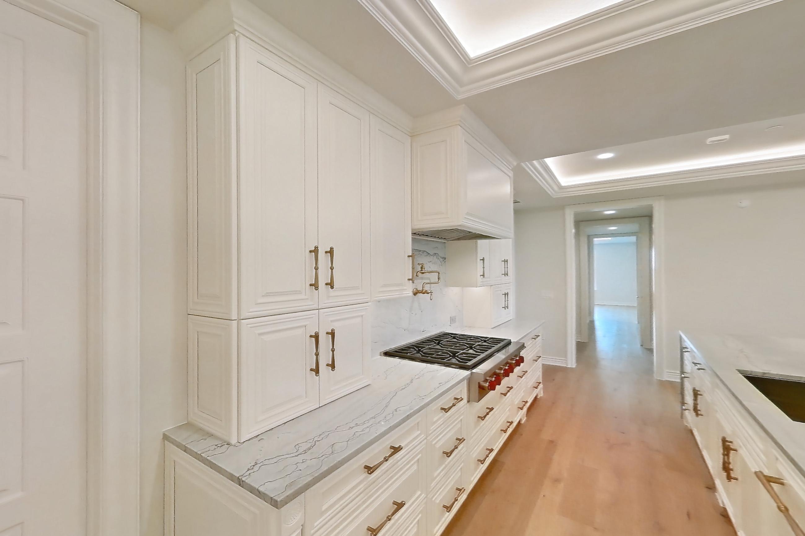 KITCHEN SPACE