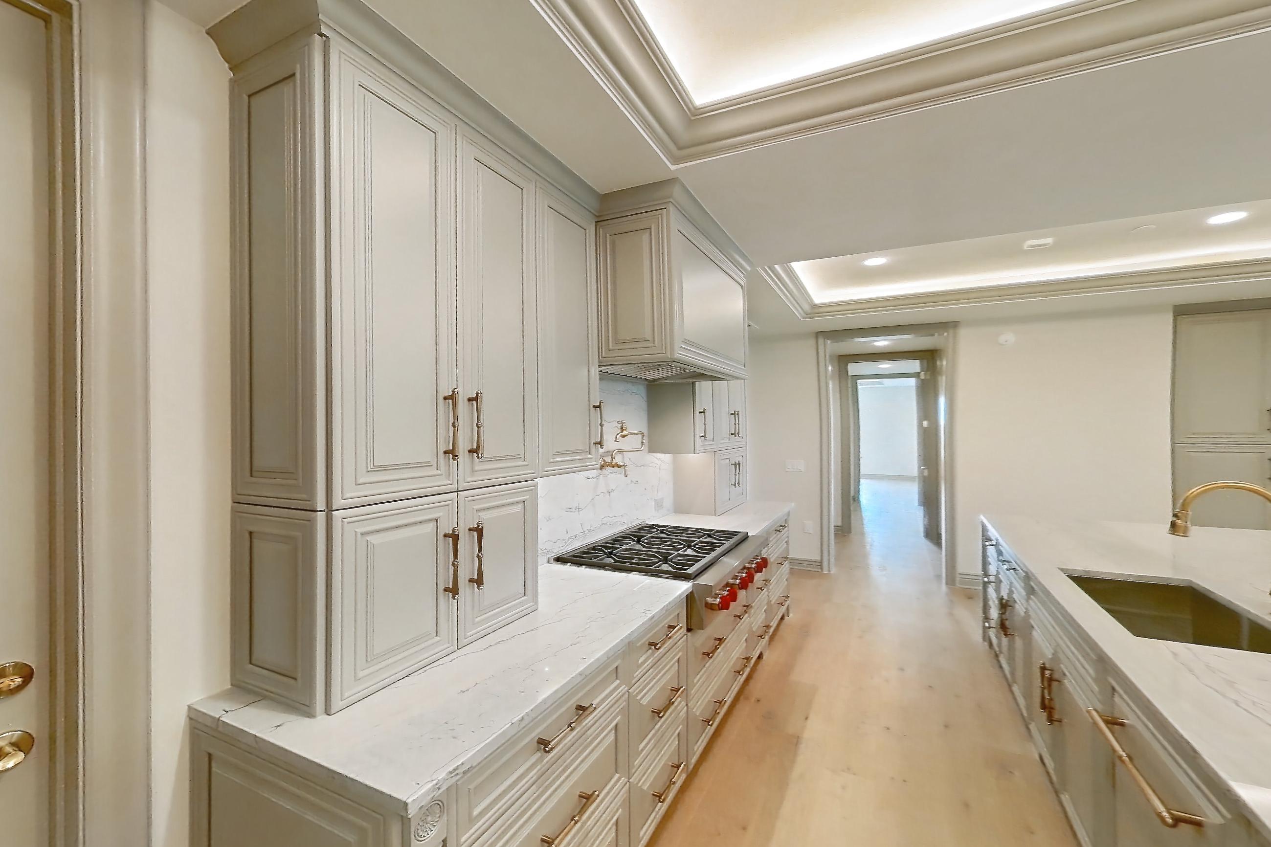 KITCHEN SPACE