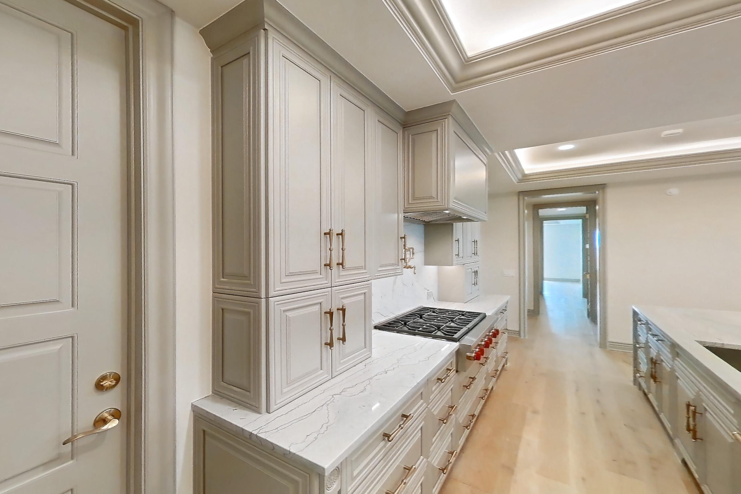 KITCHEN SPACE