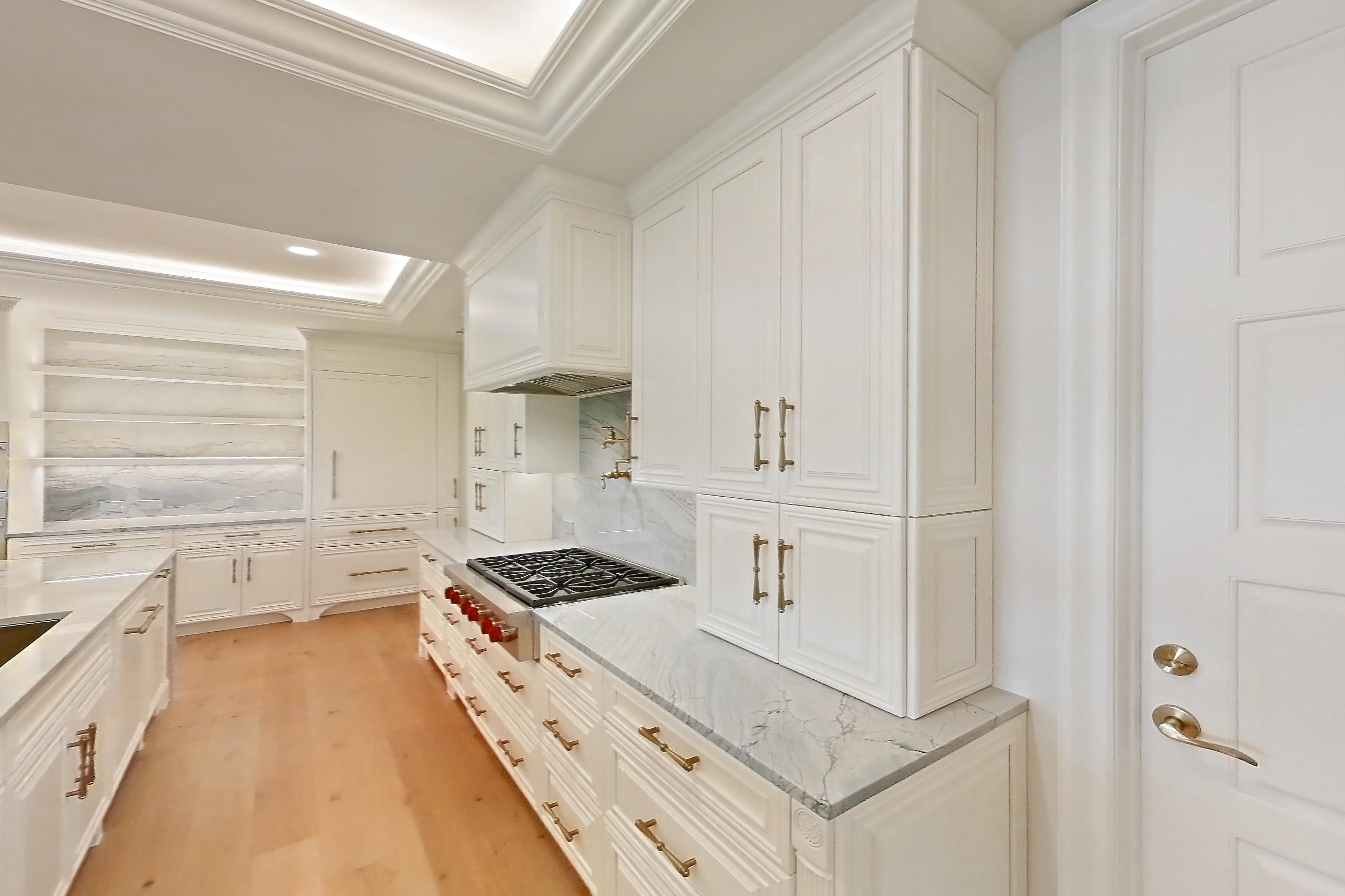KITCHEN SPACE 2