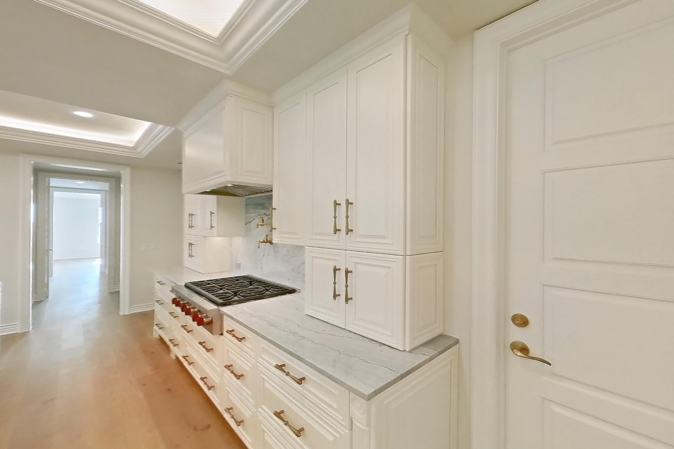 KITCHEN SPACE