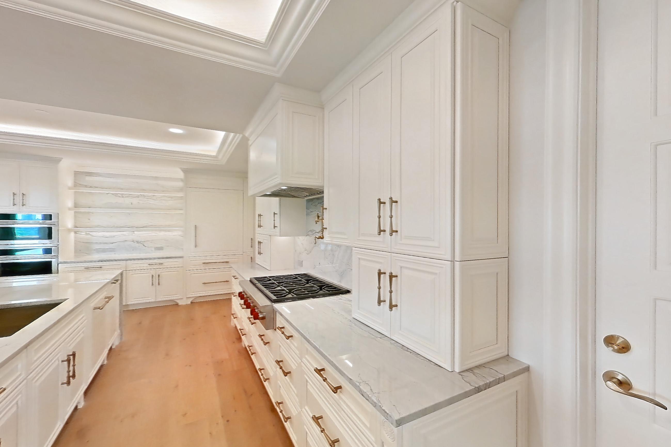 KITCHEN SPACE 2