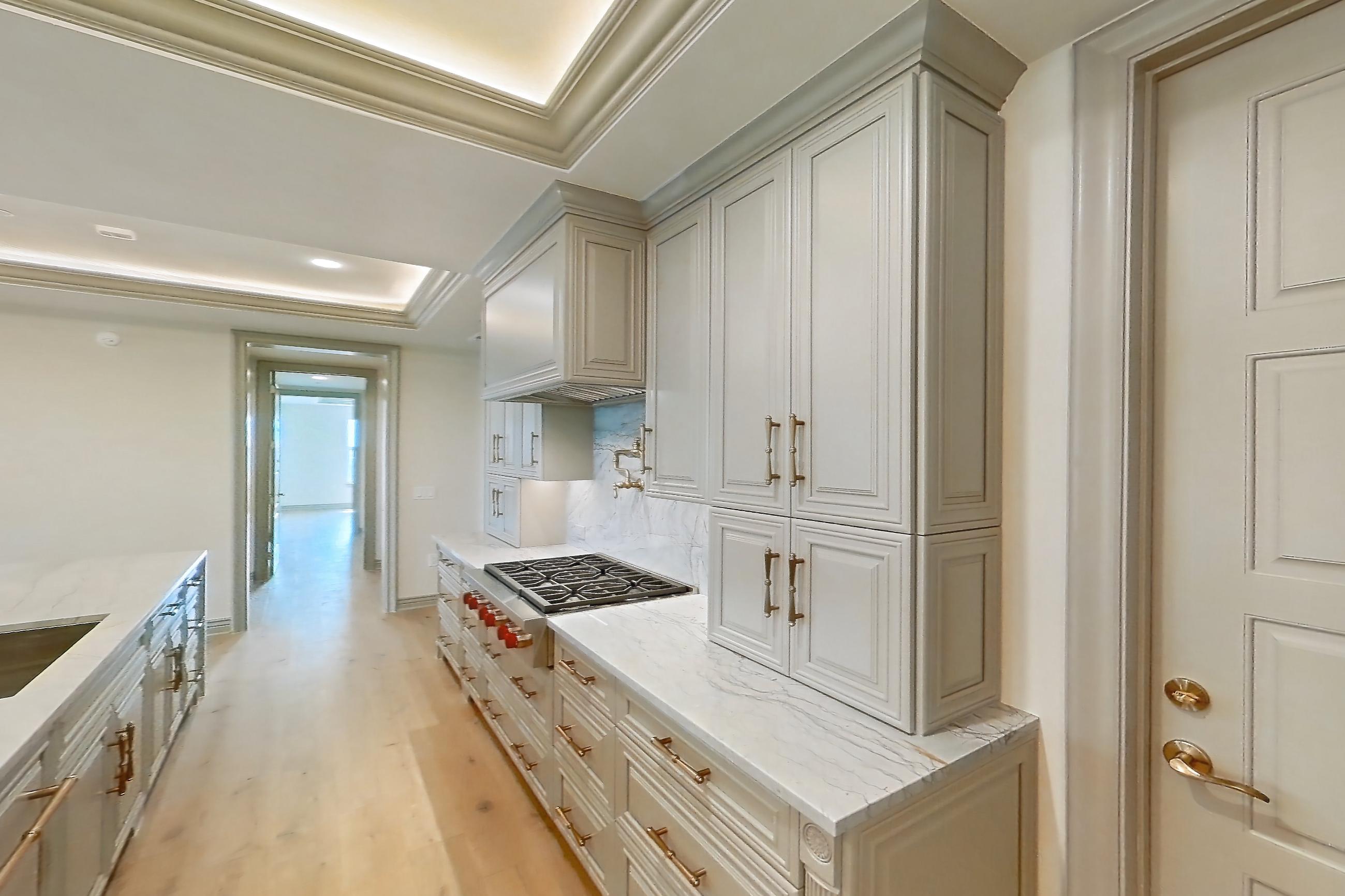 KITCHEN SPACE