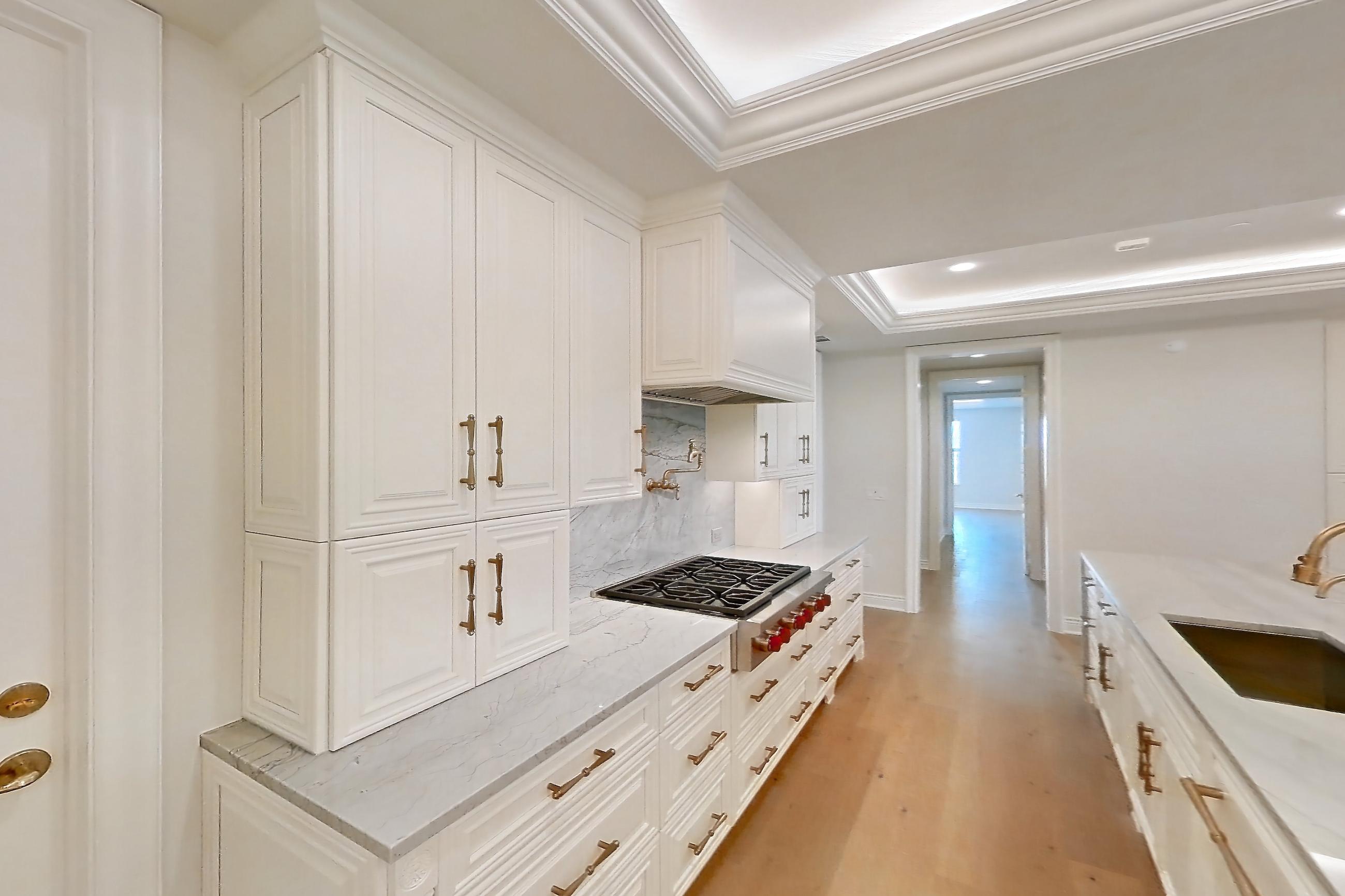 KITCHEN SPACE