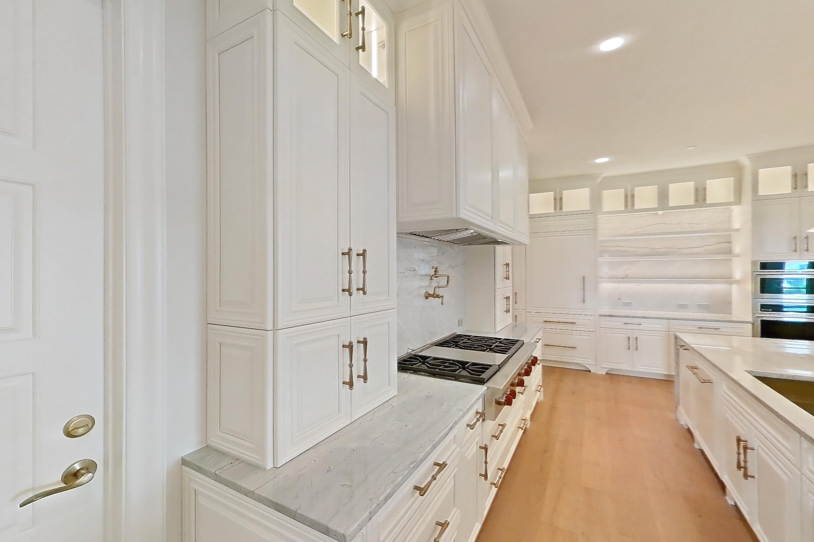 KITCHEN SPACE 2