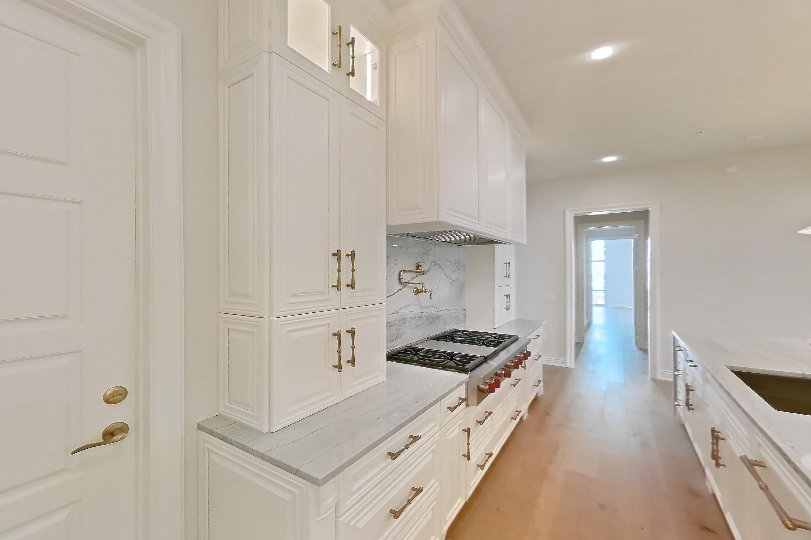 KITCHEN SPACE