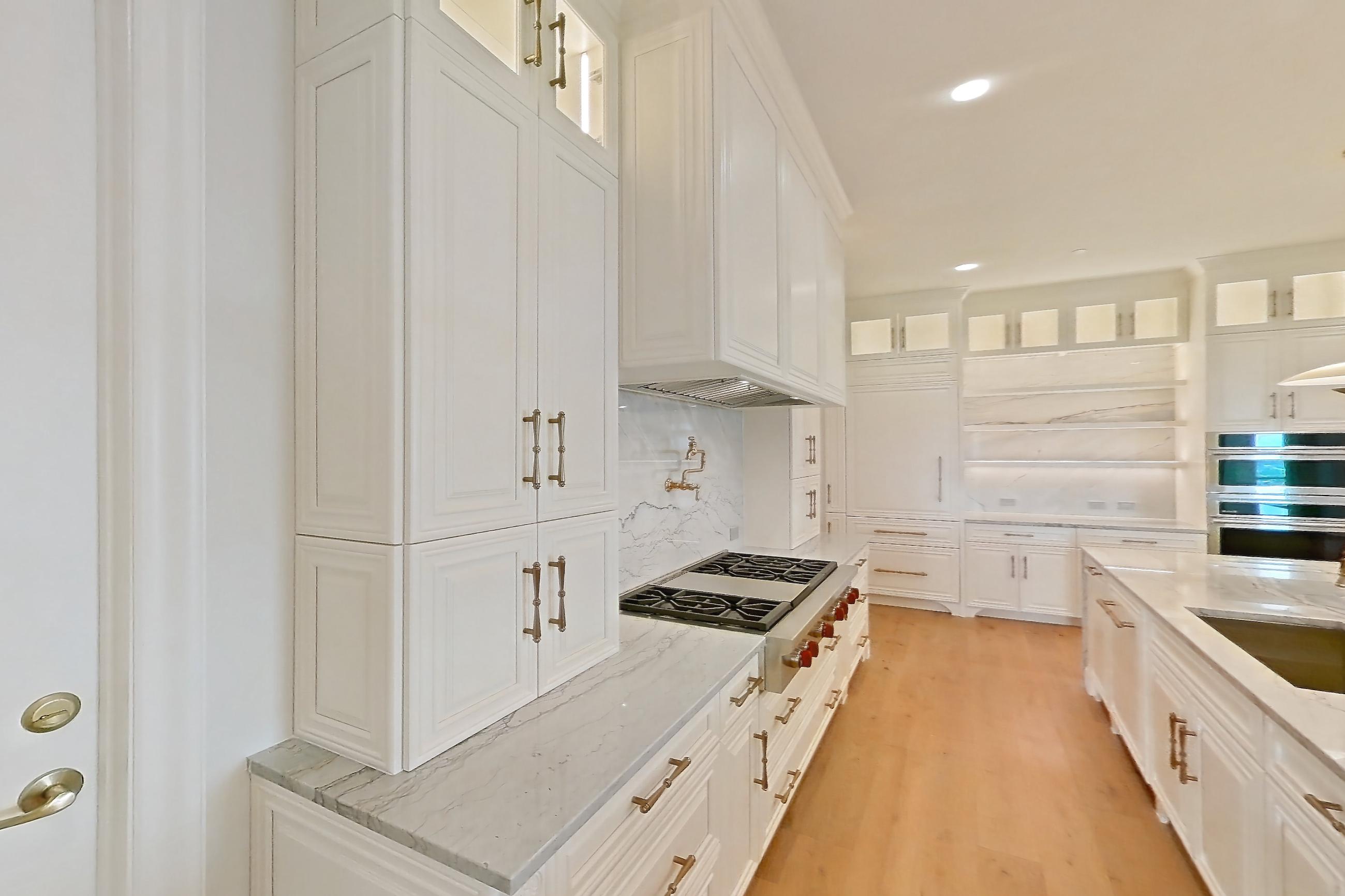 KITCHEN SPACE 2