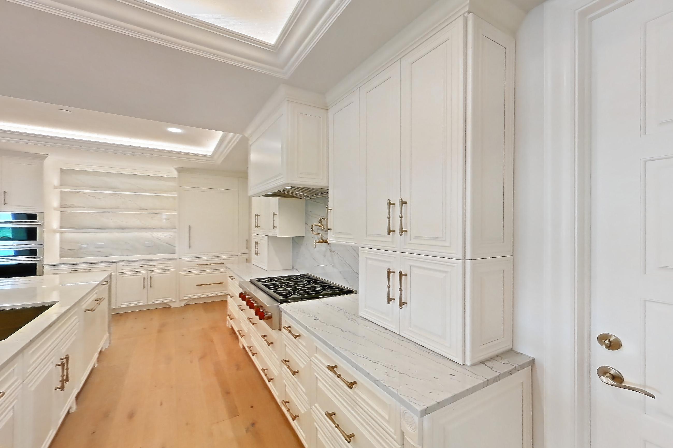 KITCHEN SPACE 2