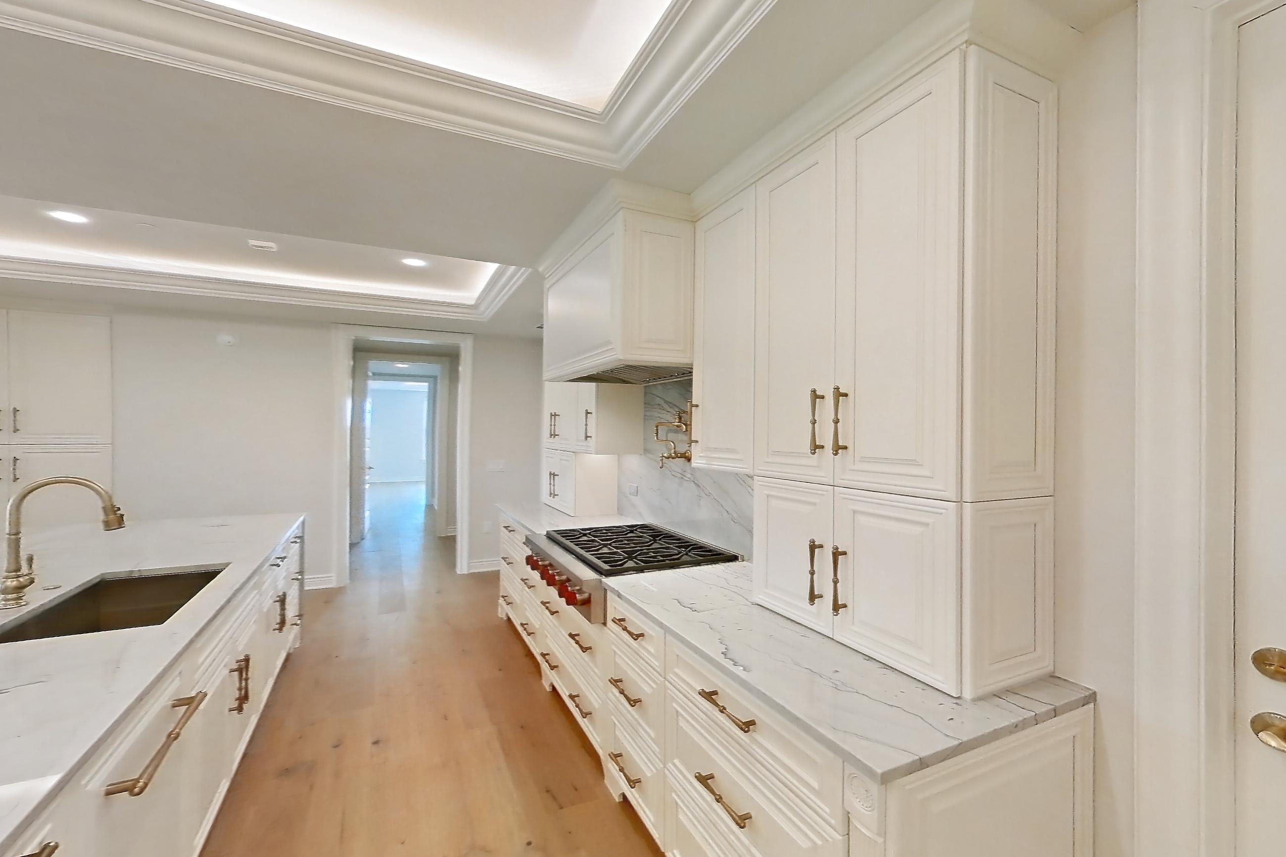 KITCHEN SPACE 2