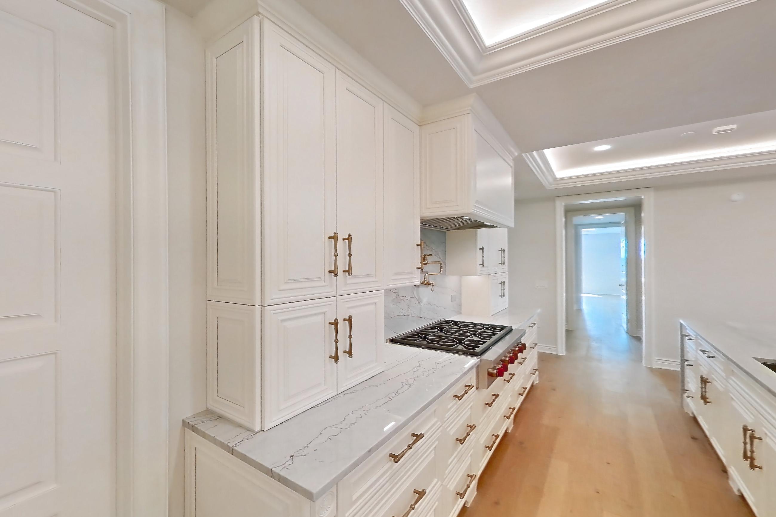 KITCHEN SPACE 2