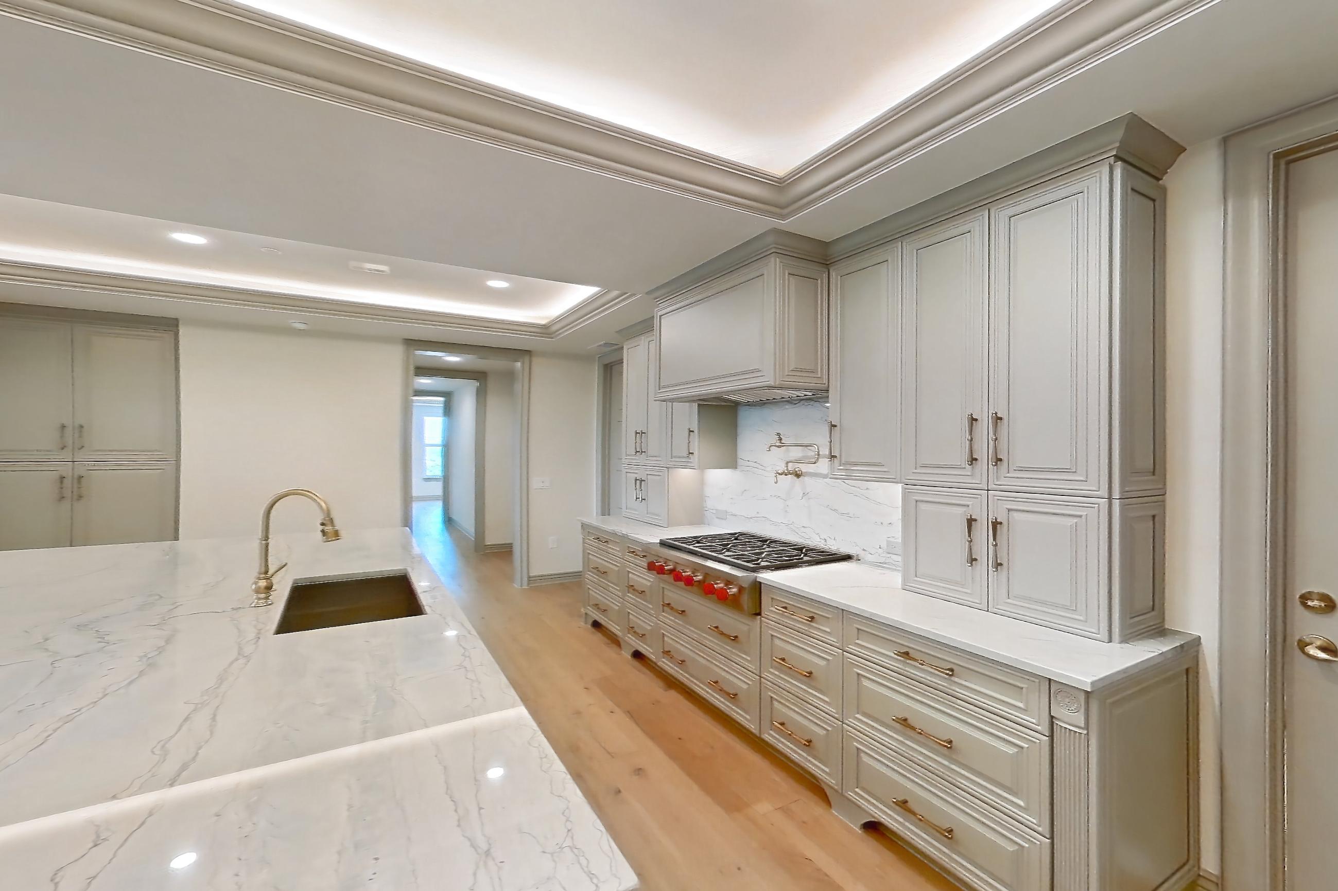 KITCHEN SPACE