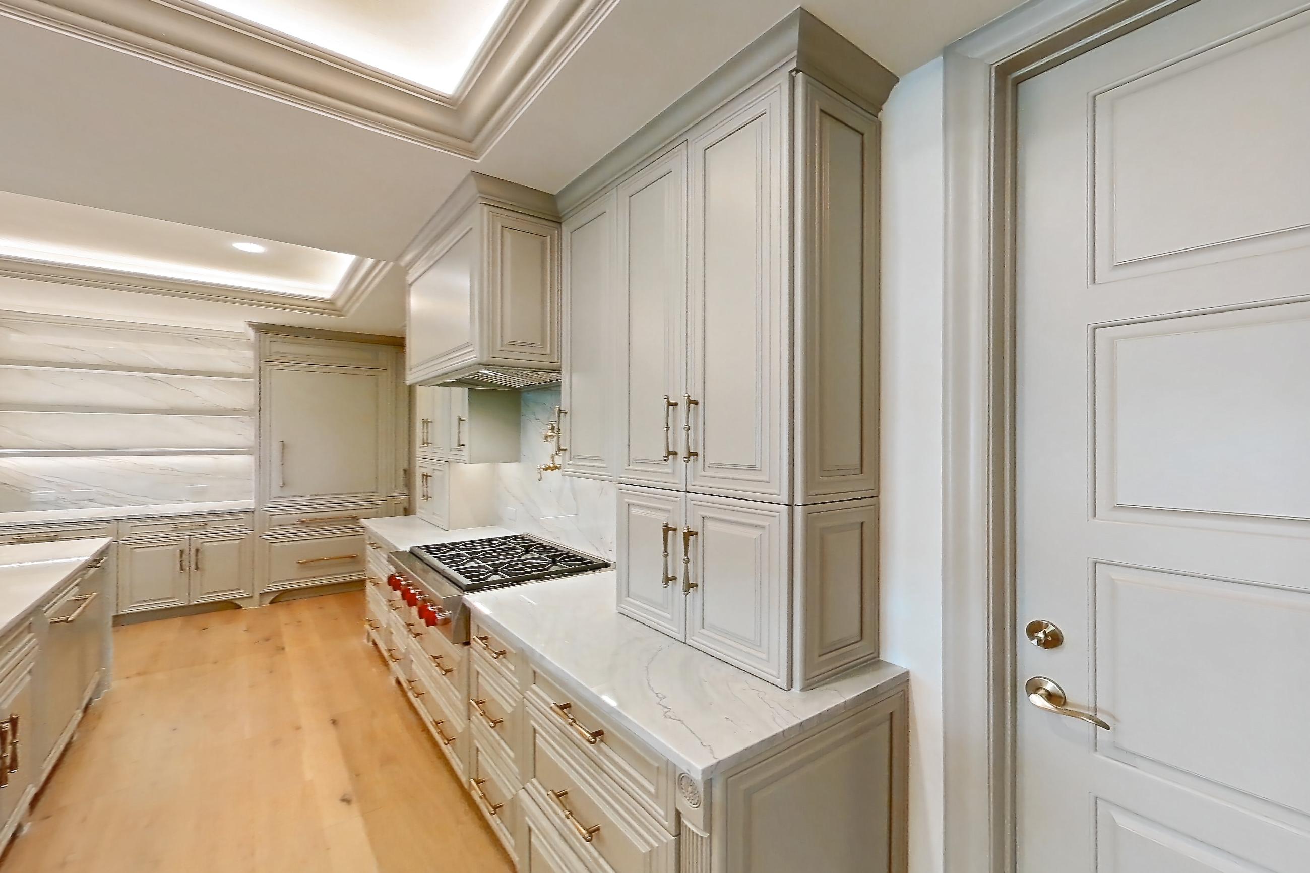 KITCHEN SPACE 2