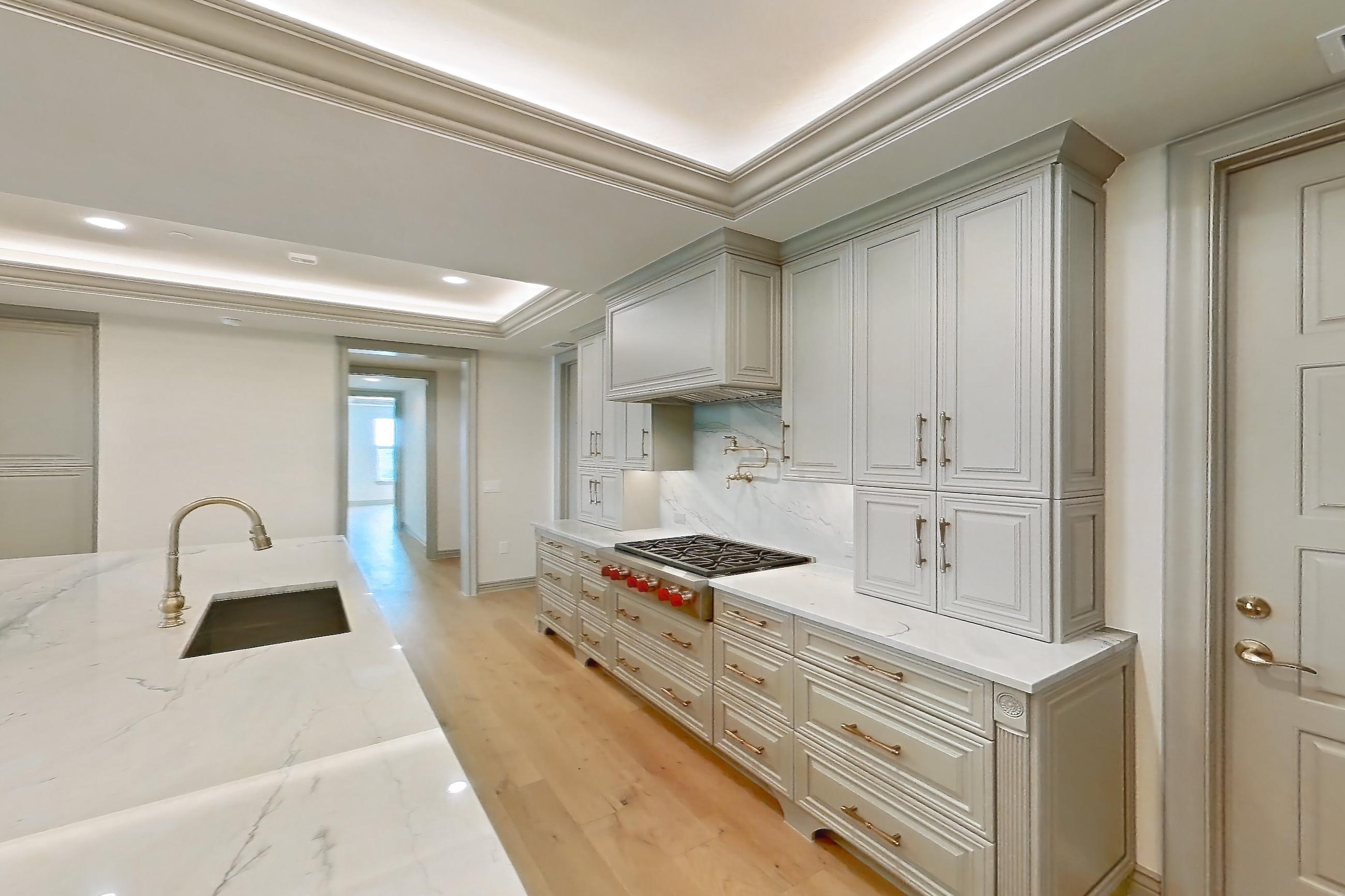 KITCHEN SPACE