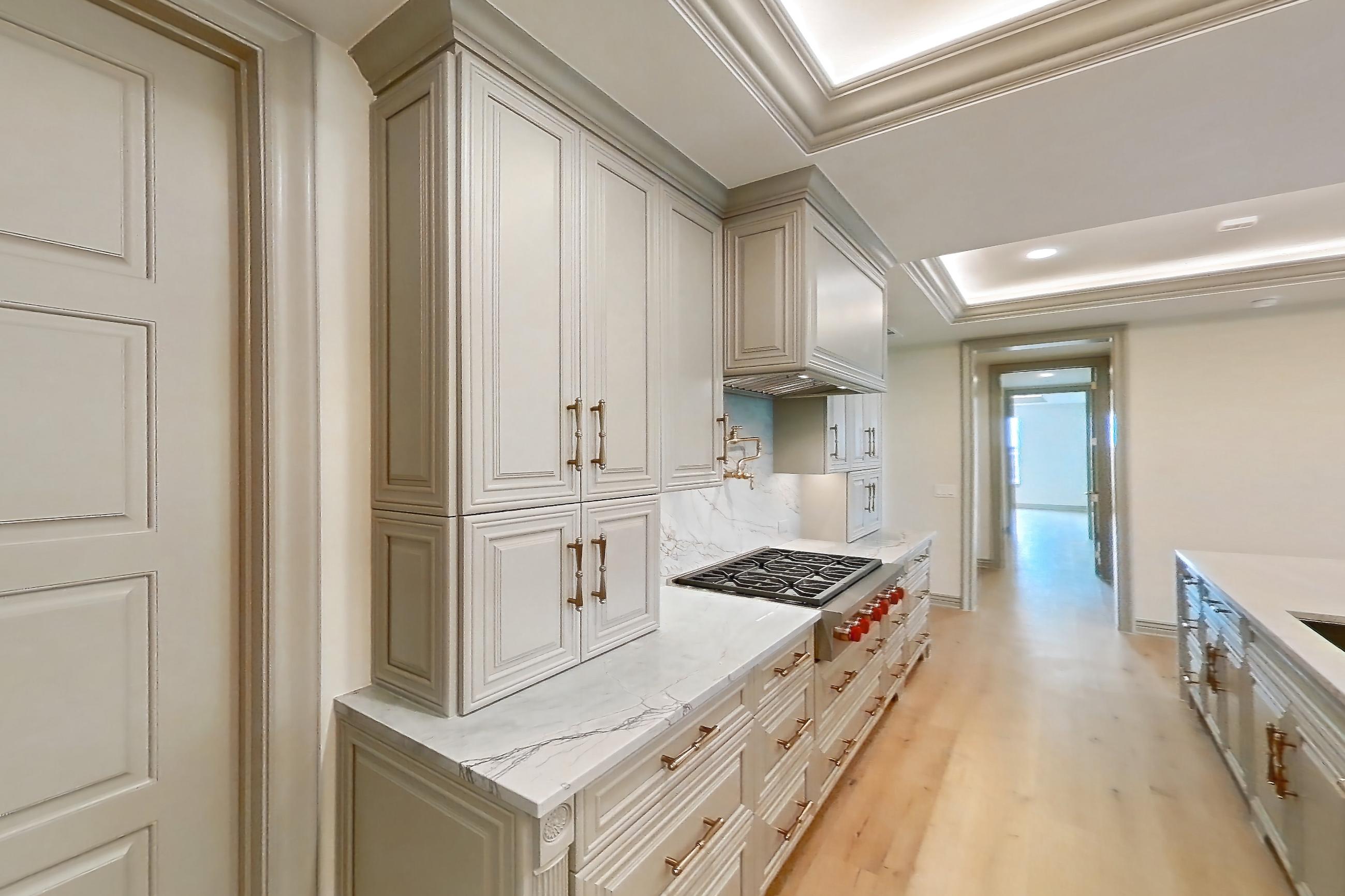 KITCHEN SPACE