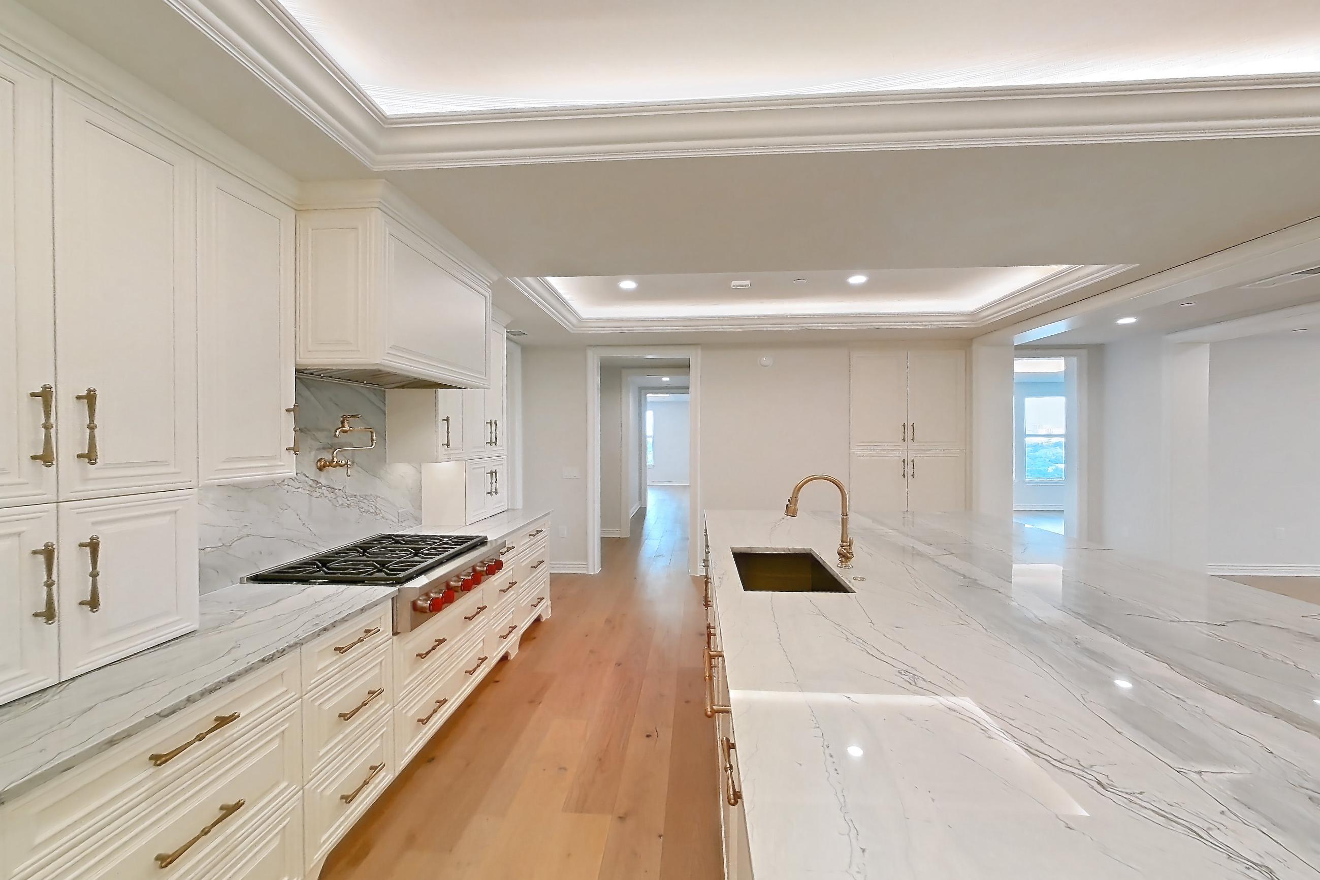 KITCHEN SPACE