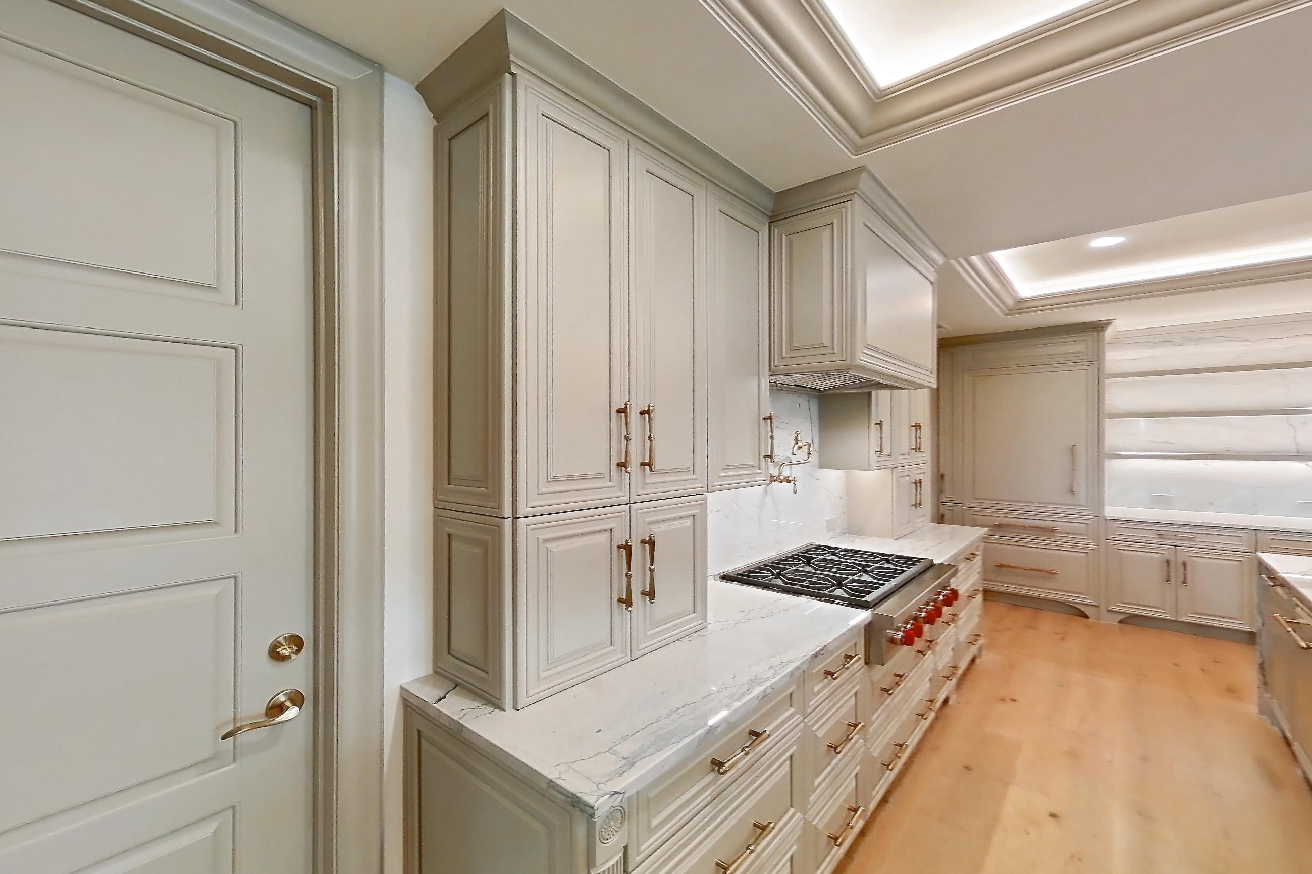 KITCHEN SPACE 2