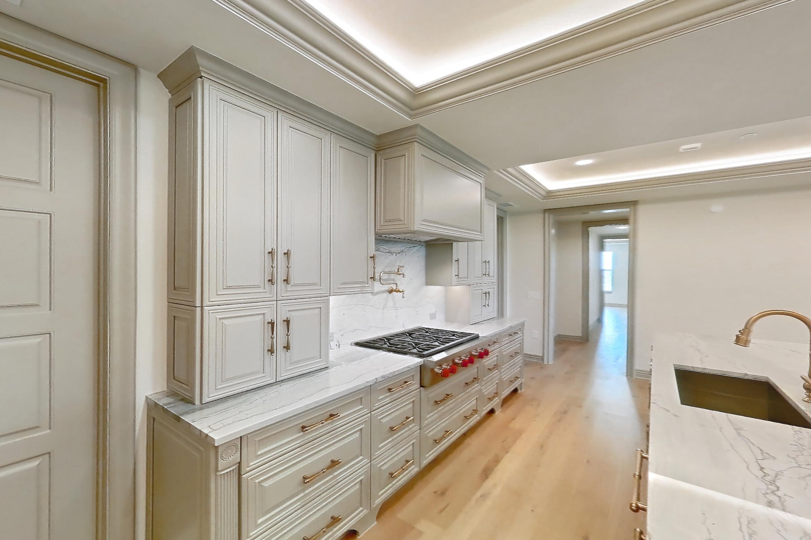 KITCHEN SPACE