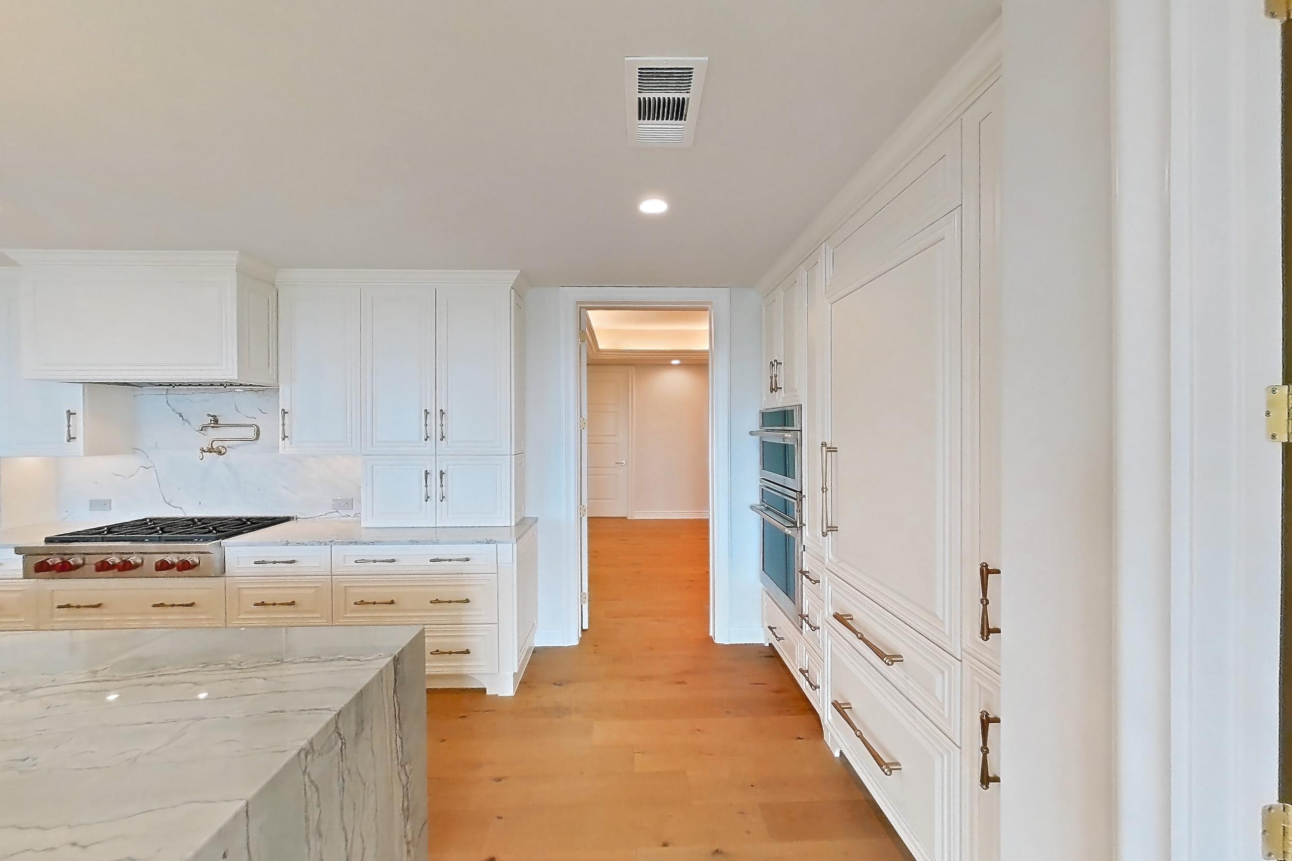 LIVING SPACE 2