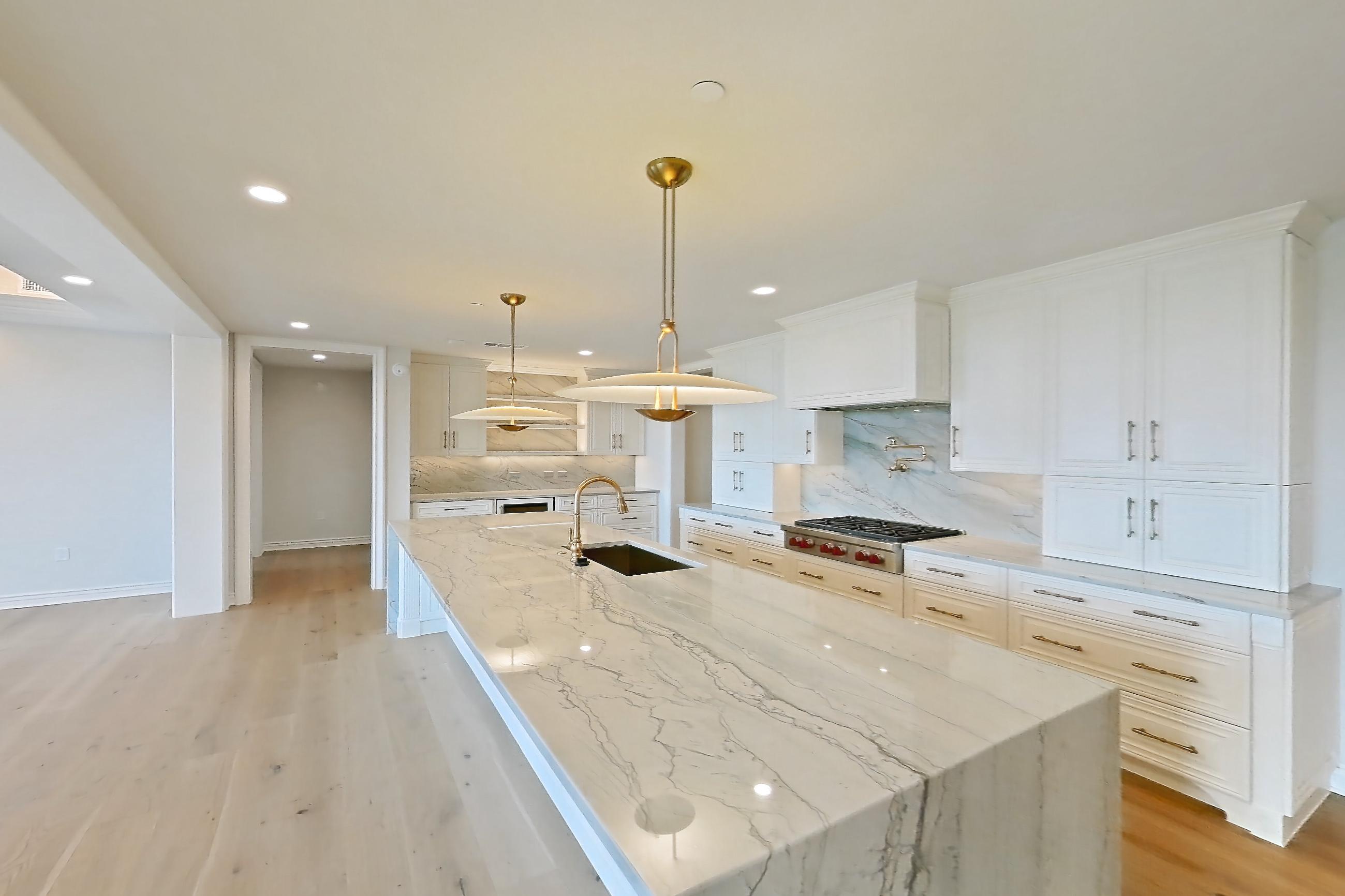 LIVING SPACE 2