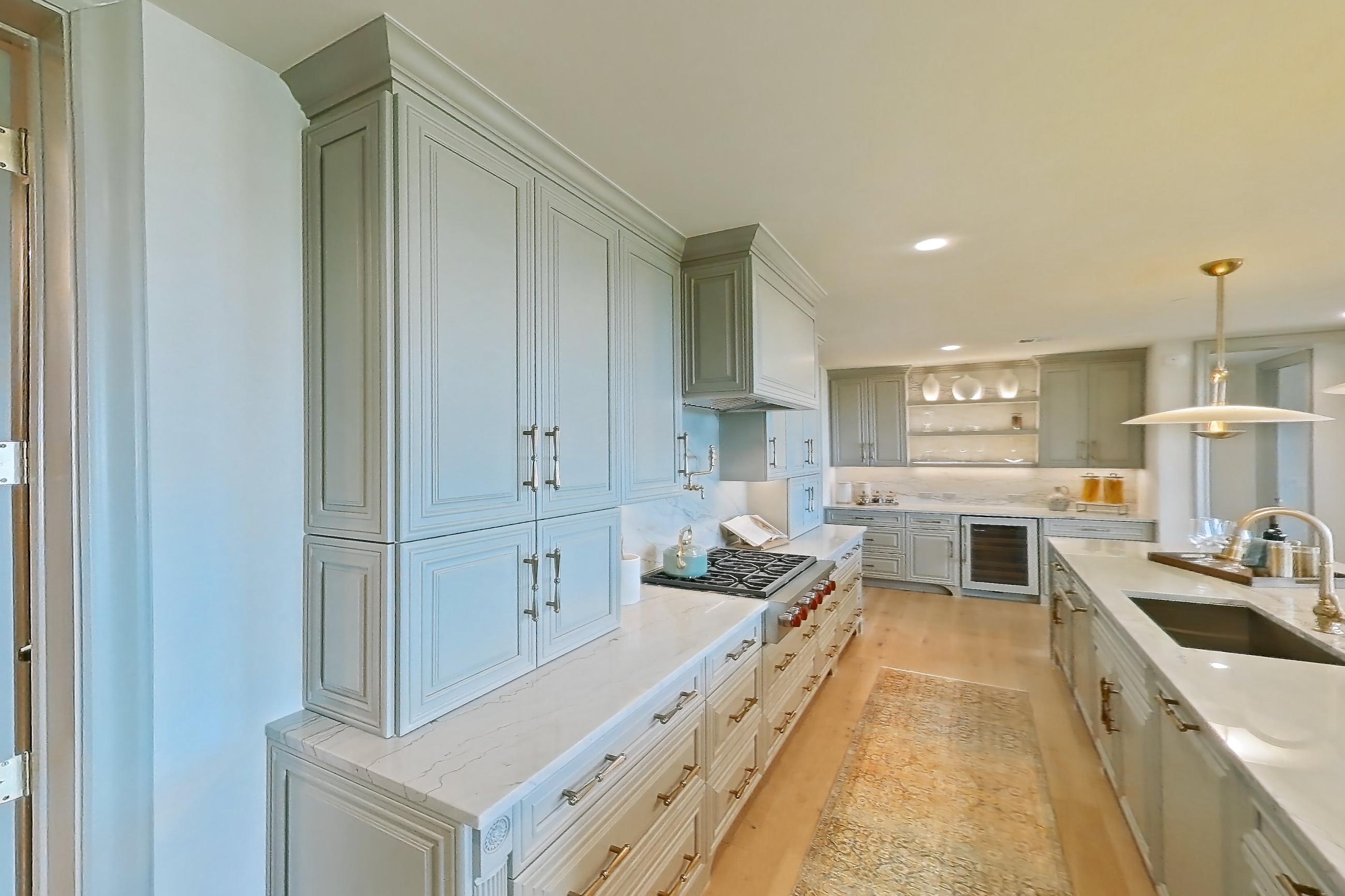 KITCHEN SPACE