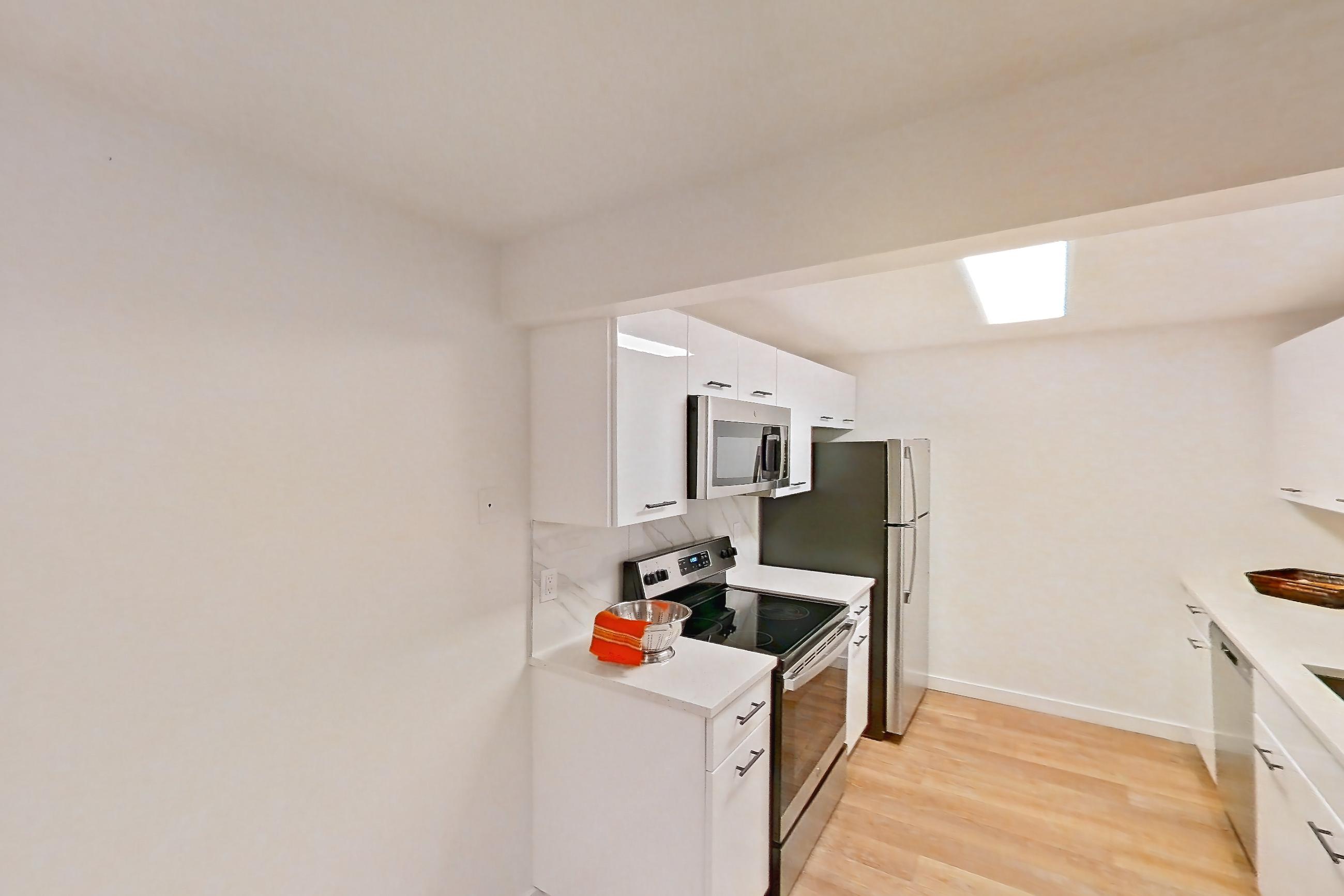 DINING ROOM (representative of this floor plan)