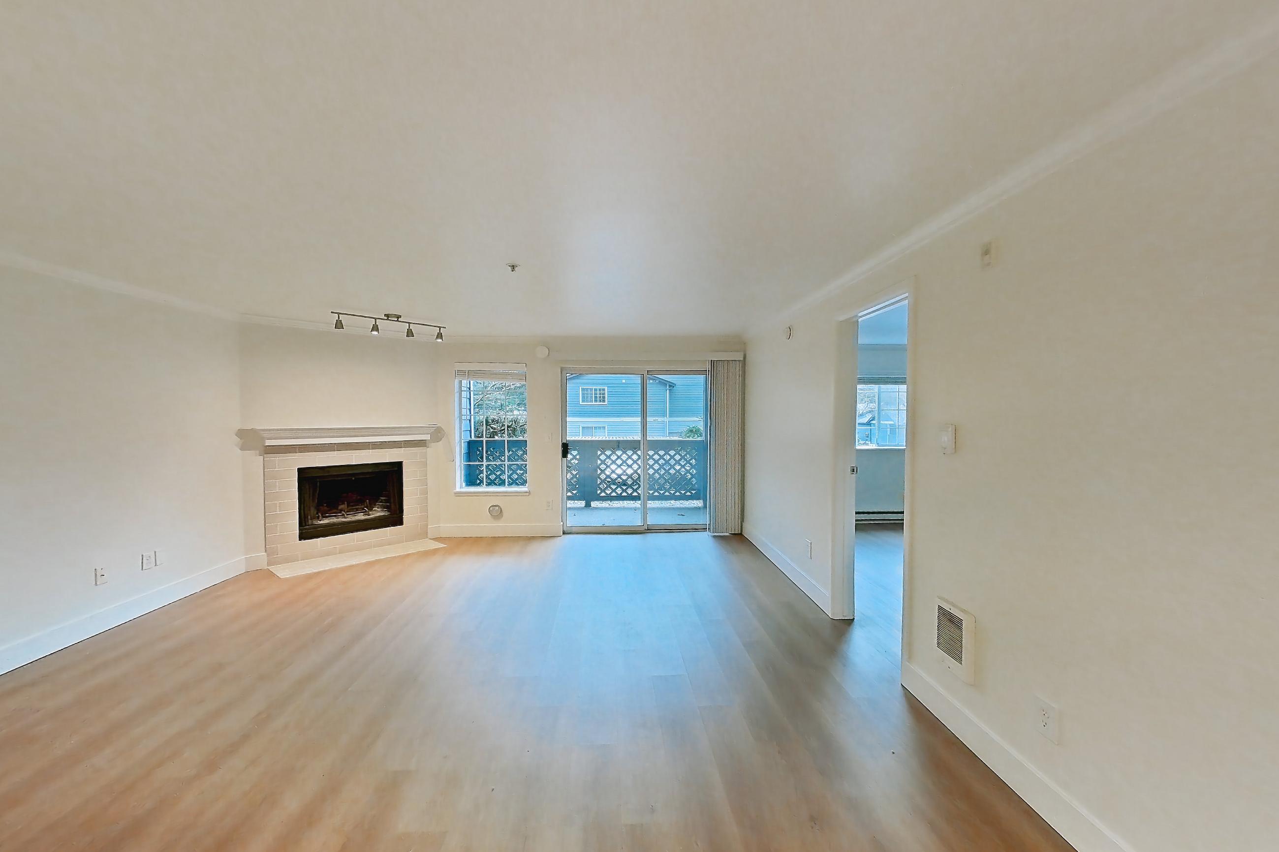 DINING ROOM (representative of this floor plan)